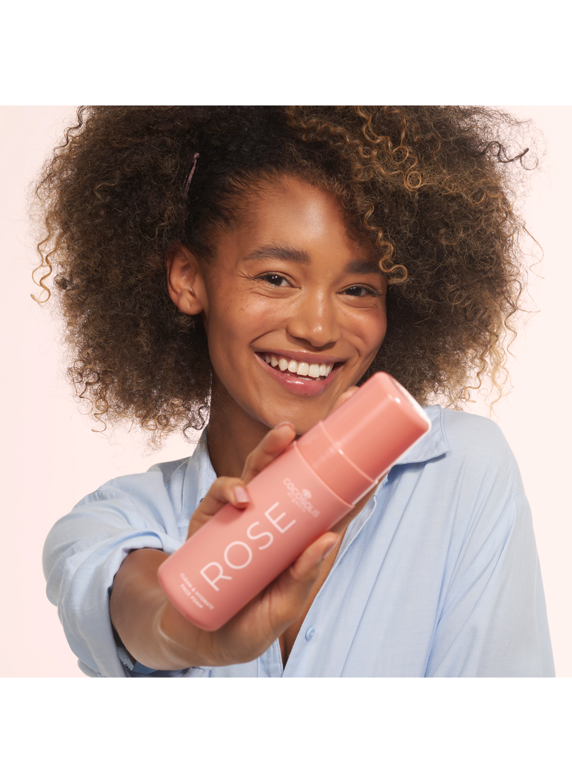 Hydrating Rose Cleansing Foam COCOSOLIS No color