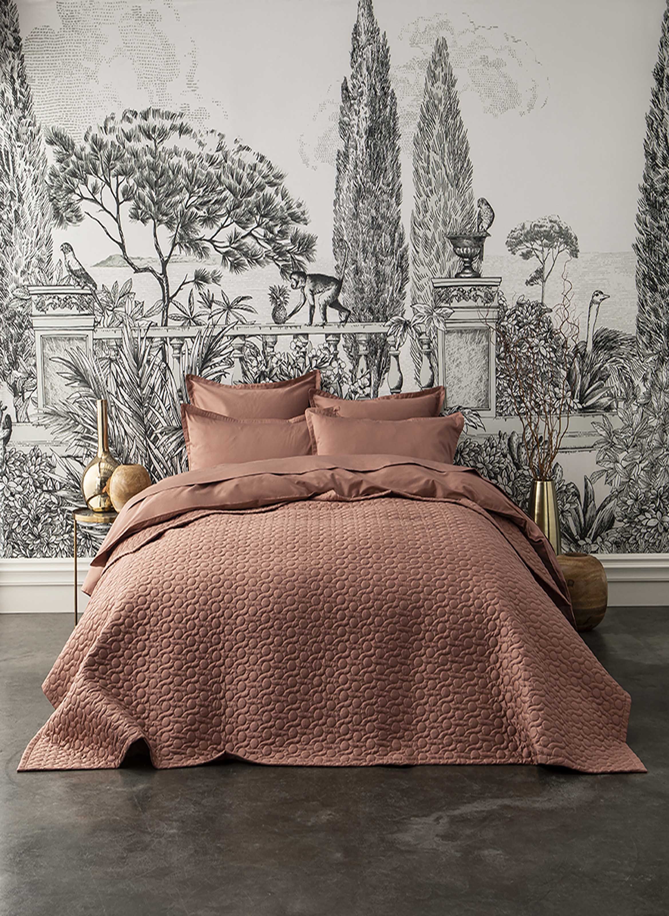 Couvre-lit matelassé uni en satin de coton bio, poesie ALEXANDRE TURPAULT Marron