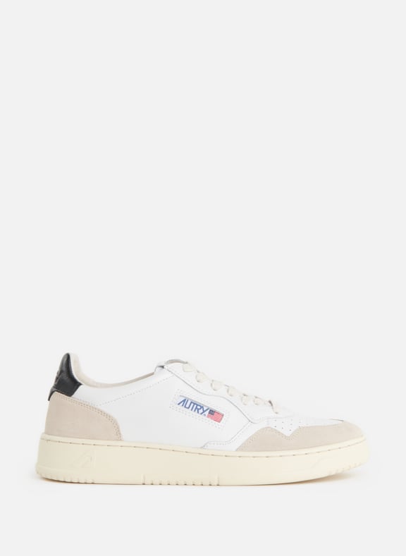 Basket Medalist en cuir Blanc by AUTRY AUTRY Basket Medalist en cuir Blanc