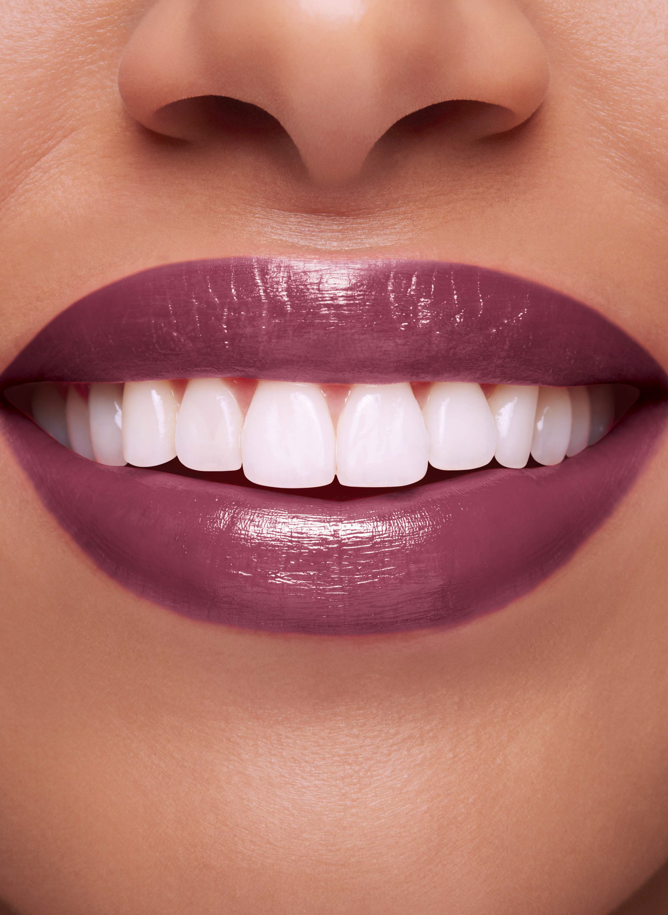 Shiny Red Lipstick - Refillable Lipstick
Joli Rouge Brillant Refill CLARINS 744s soft plum