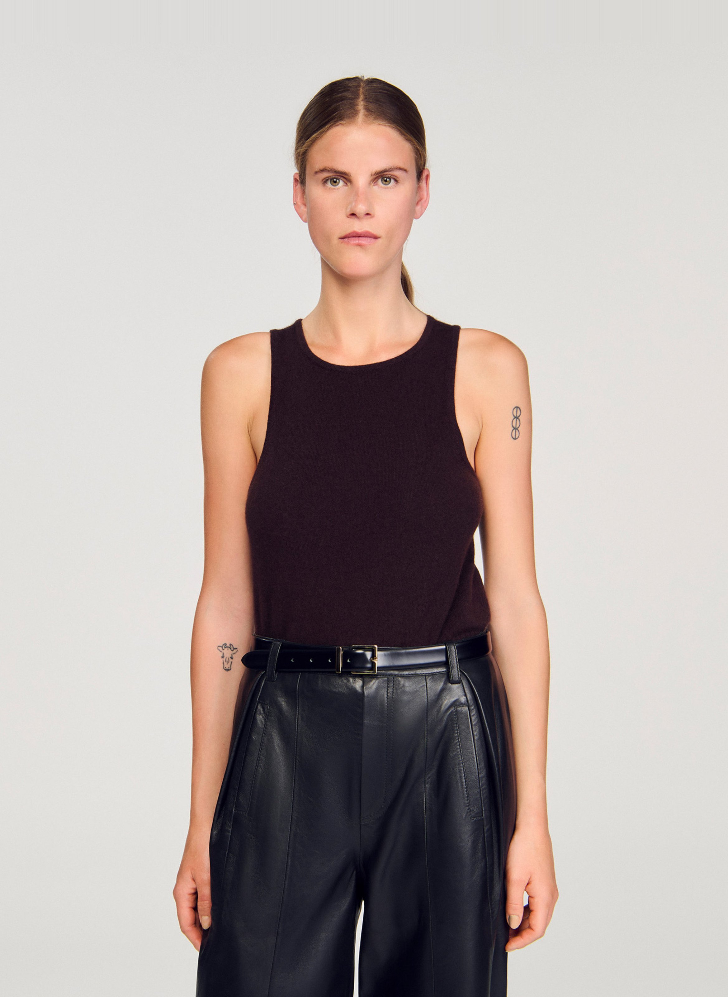 SANDRO Débardeur col rond en laine mélangée Marron