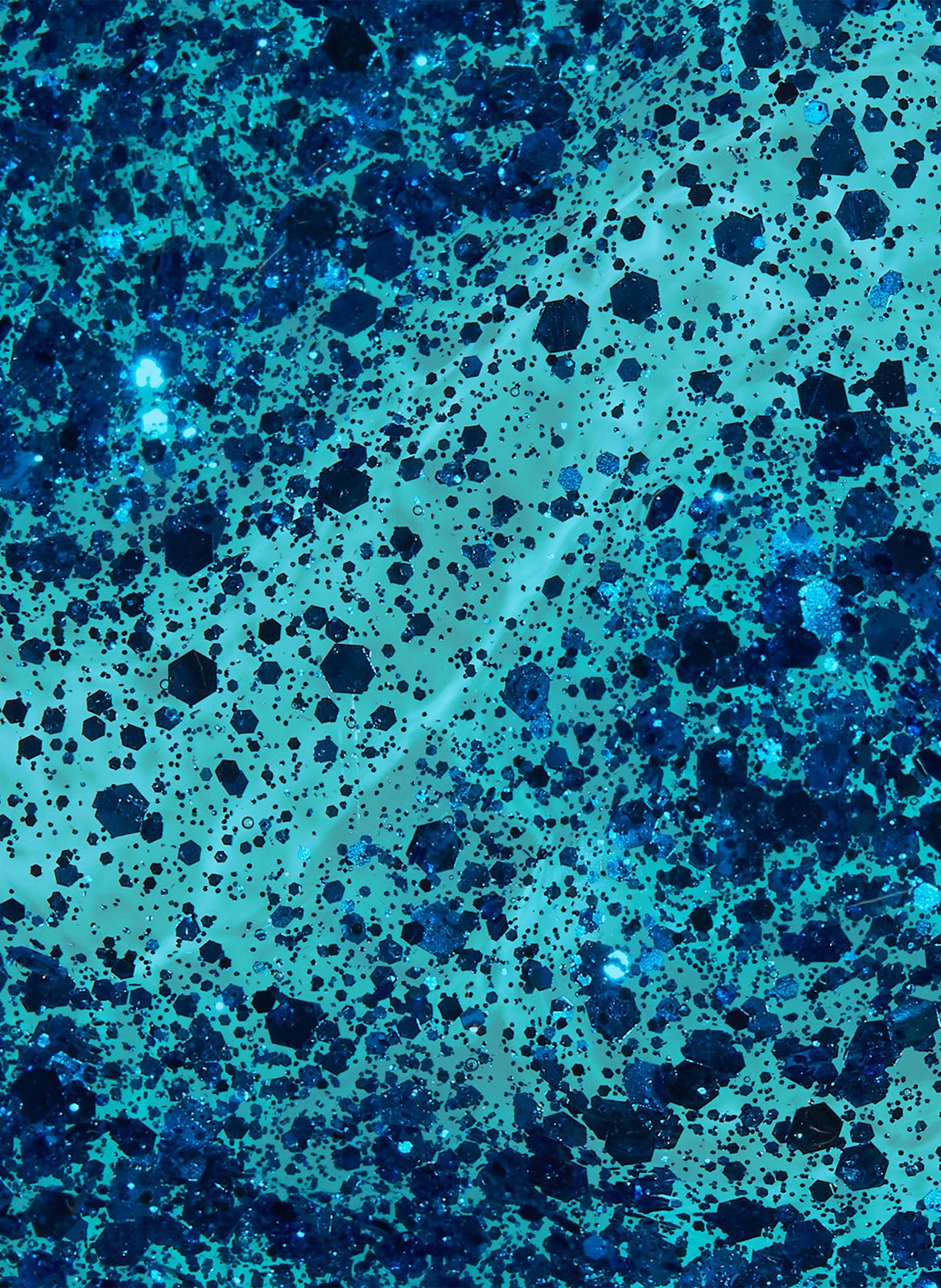 Dust the Competition - Long-lasting gel effect nail polish Isl176