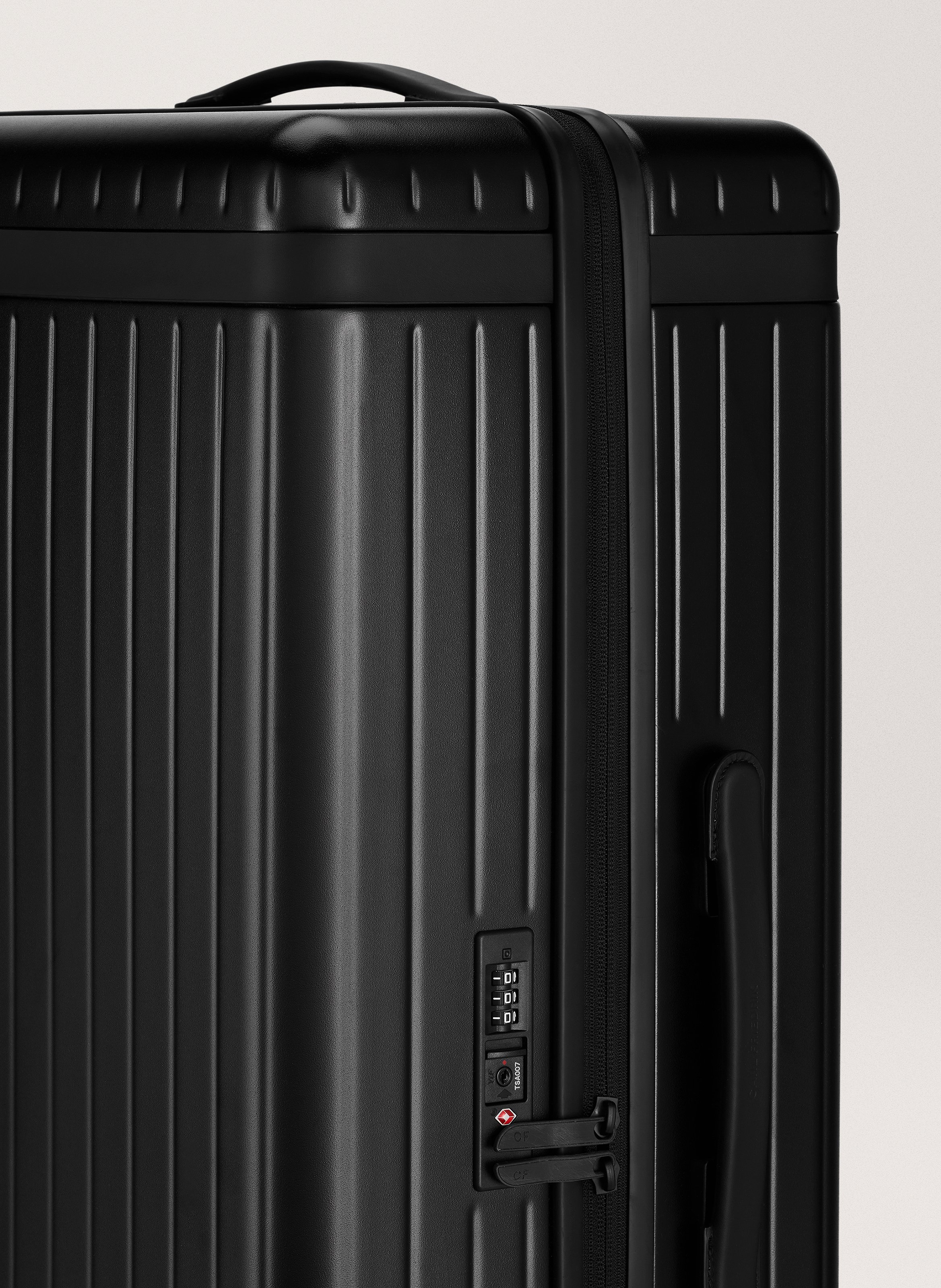 Valise 'the large check-in' en polycarbonate à fermeture zippée CARL FRIEDRIK Noir