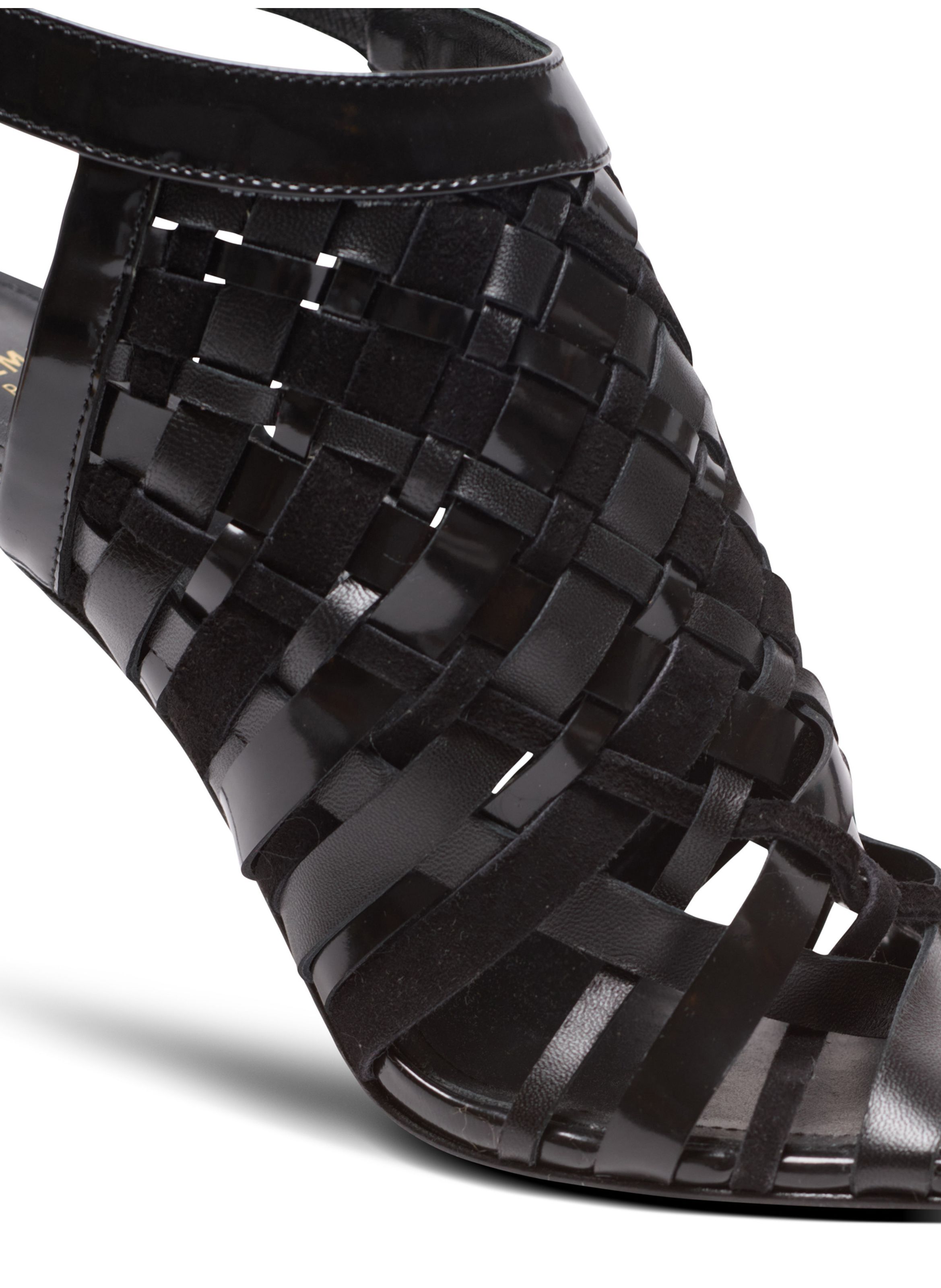 Sandales à franges en cuir verni BALMAIN Noir