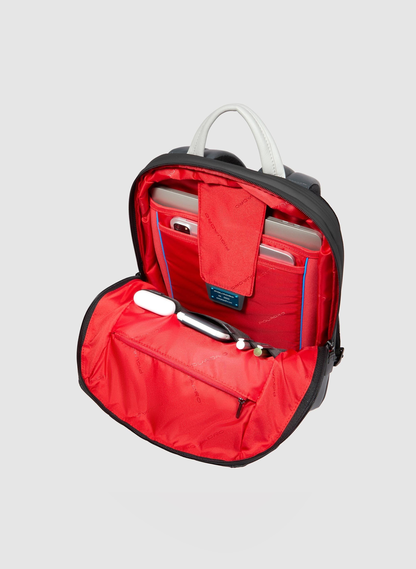 Sac à dos extensible pour ordinateur 15,6" PIQUADRO Gris