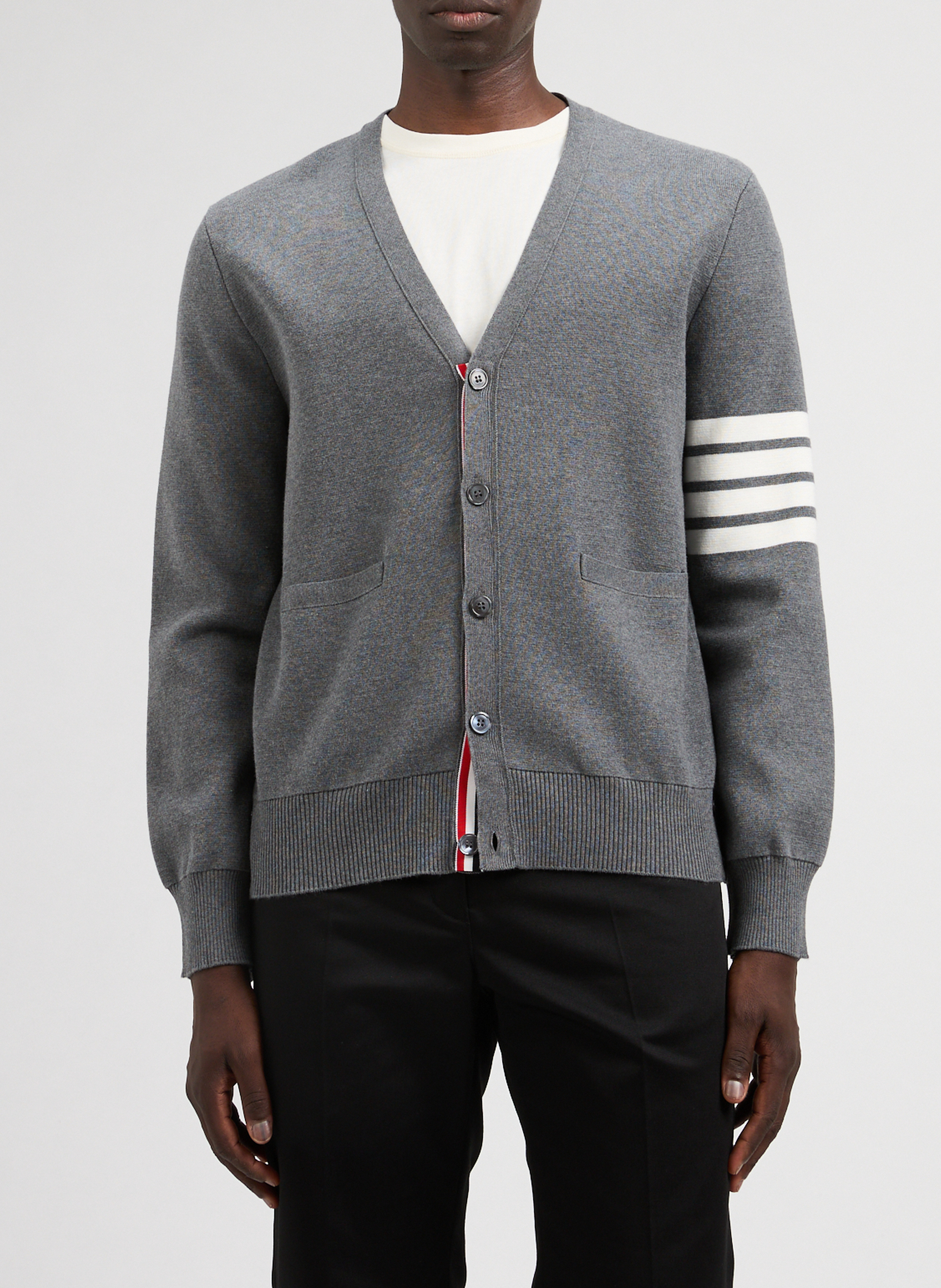 Cardigan mit 4 Bar Milano Stitch aus Baumwolle THOM BROWNE Grau