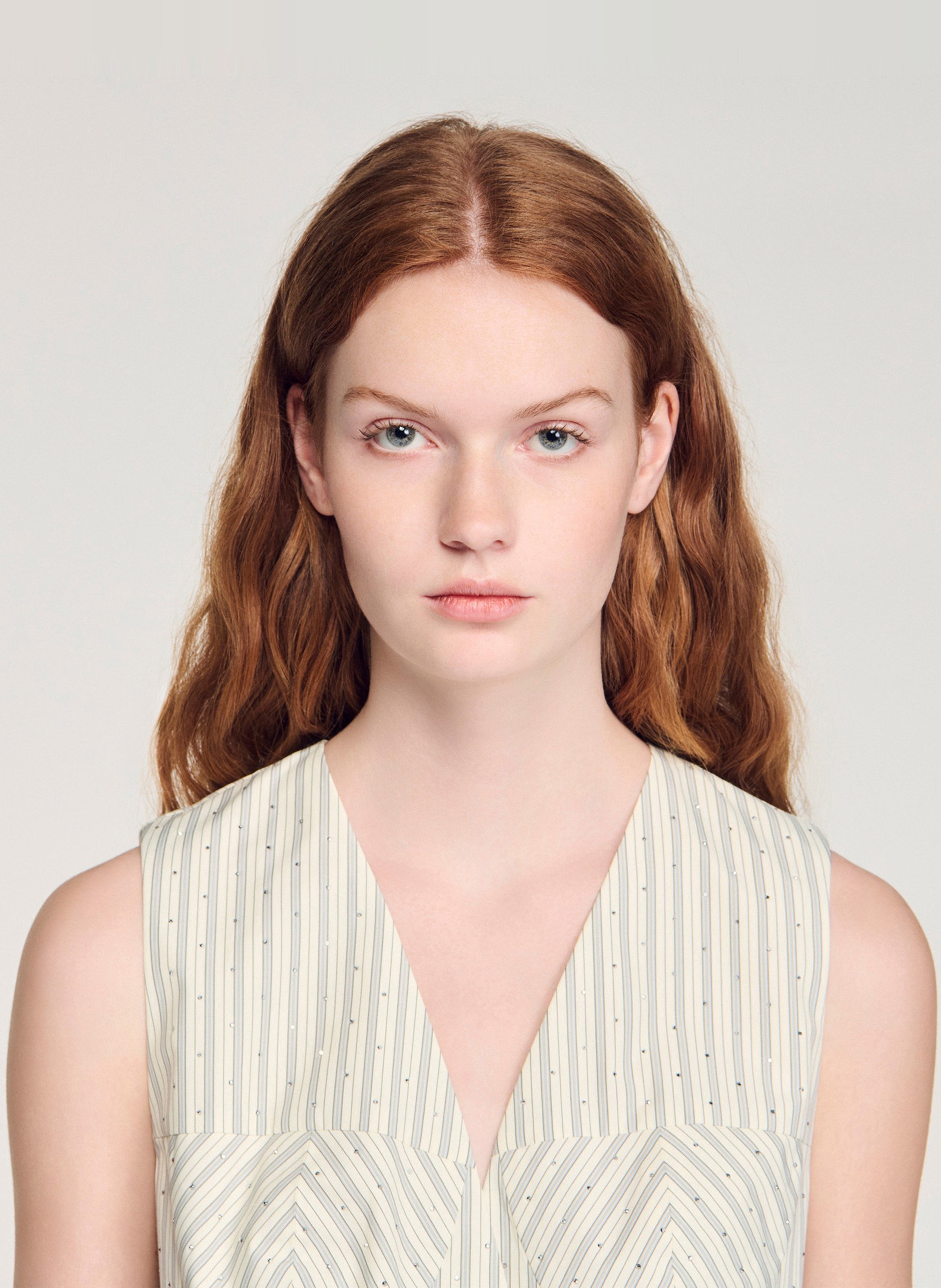 Top col v à rayures SANDRO Beige