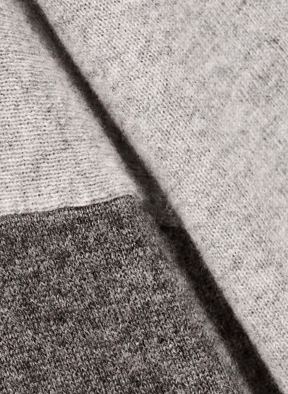 Pull droit col rond en cachemire chaya BA&SH Noir