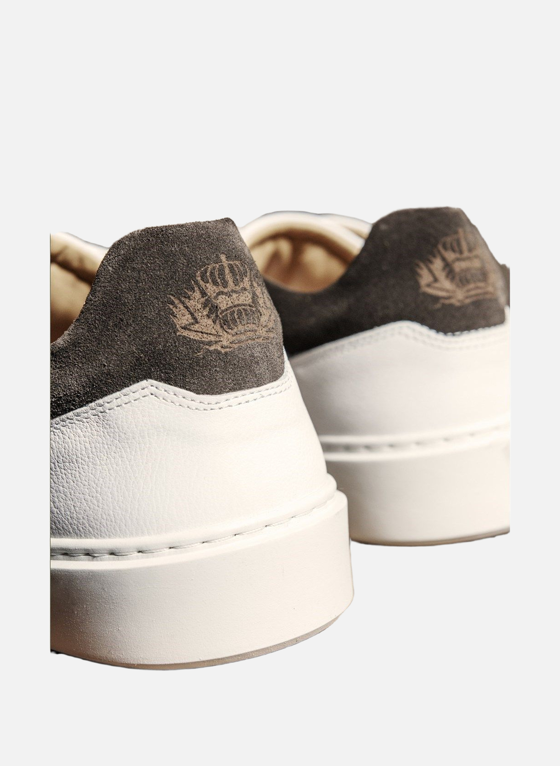 Sneakers daim daytona FINSBURY Blanc