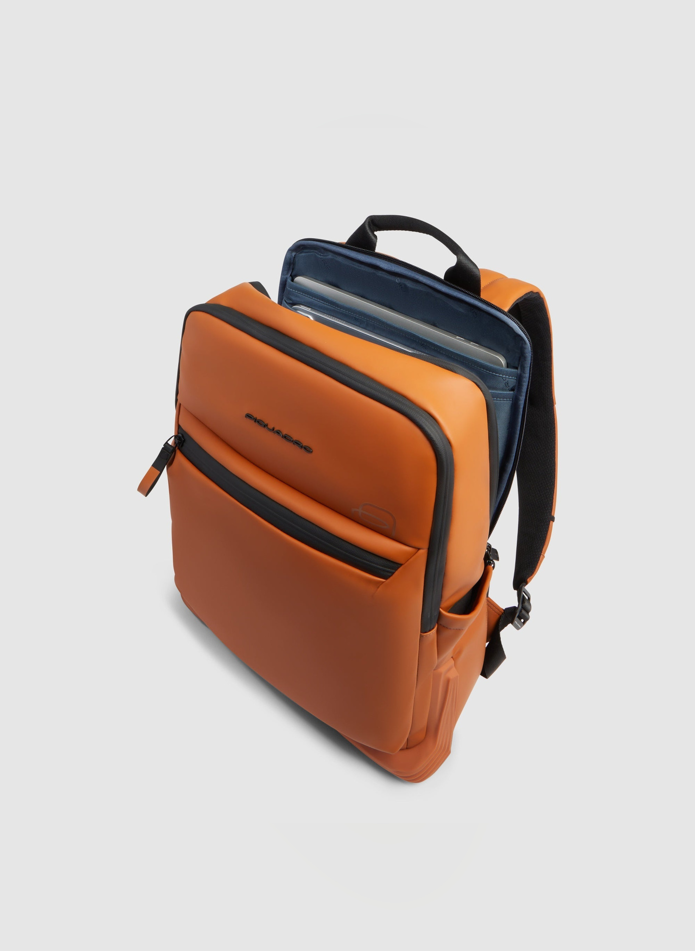 Sac à dos déperlant pour ordinateur 14" PIQUADRO Marron