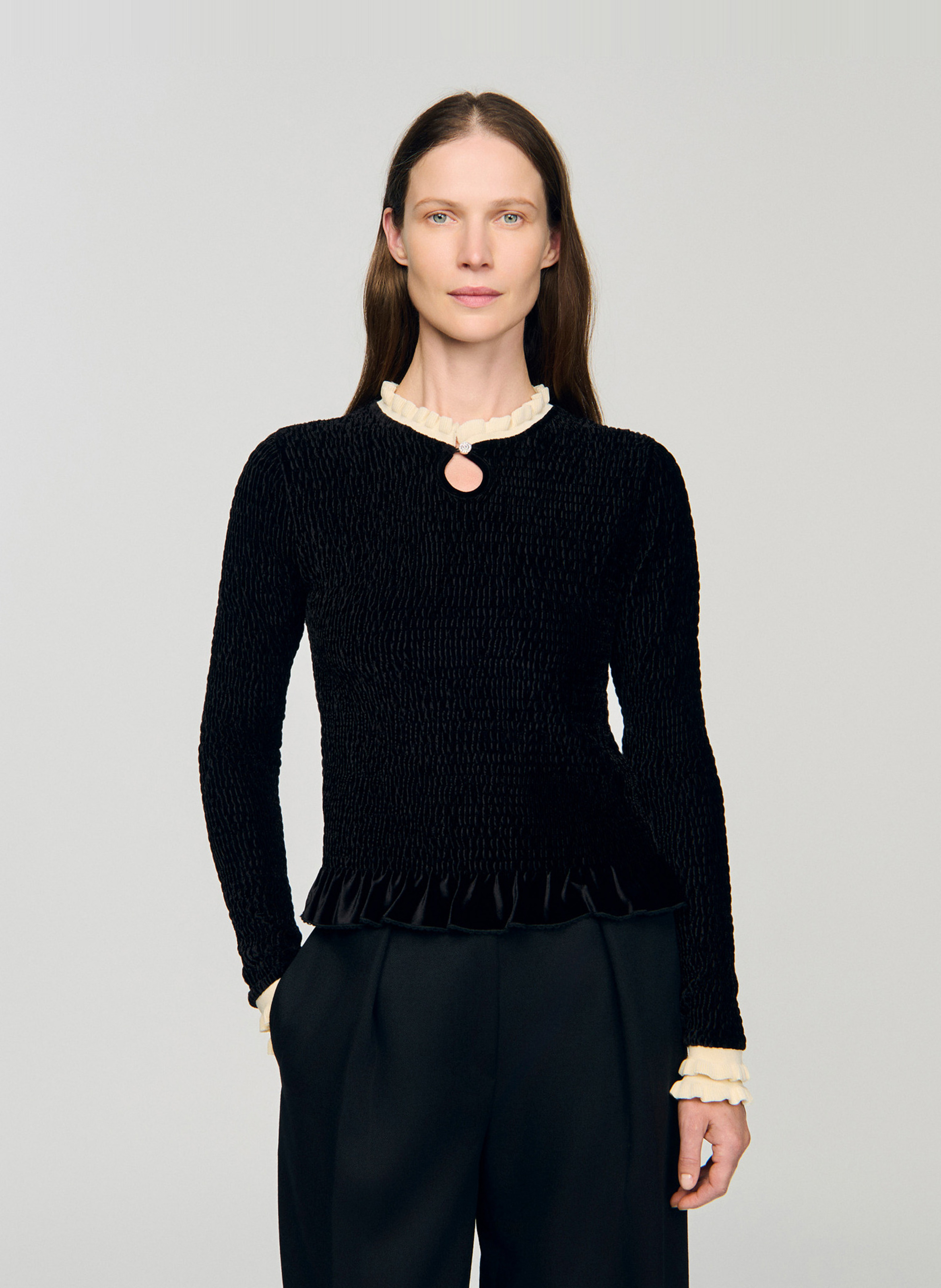 SANDRO Tee-shirt col rond volanté Noir