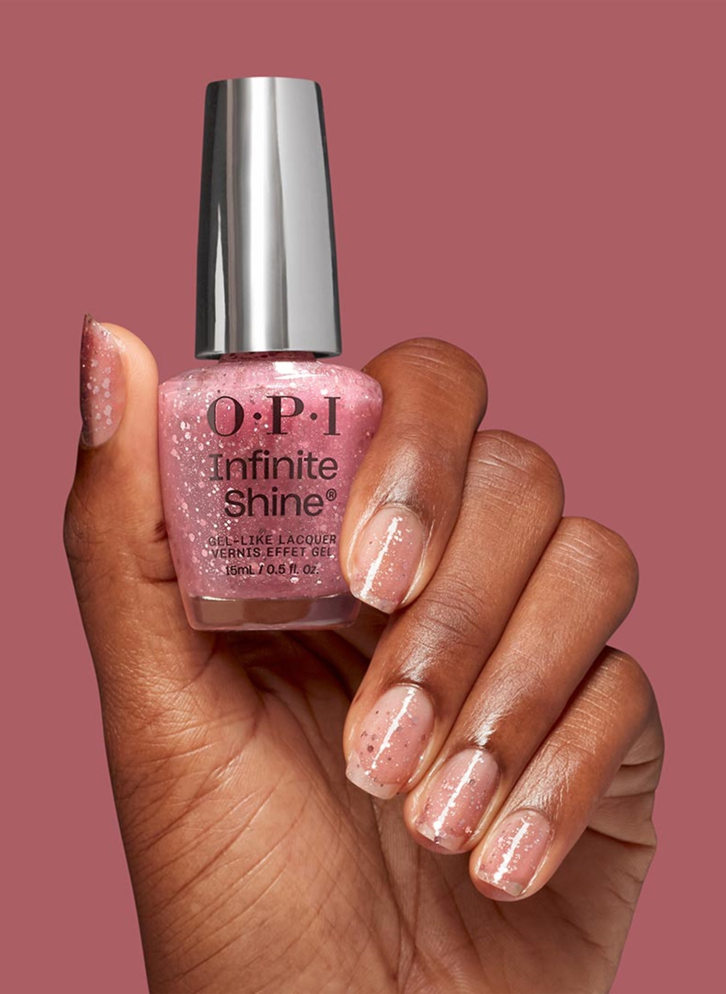 Servin’ Pink - Long-lasting gel effect nail polish OPI Isl177