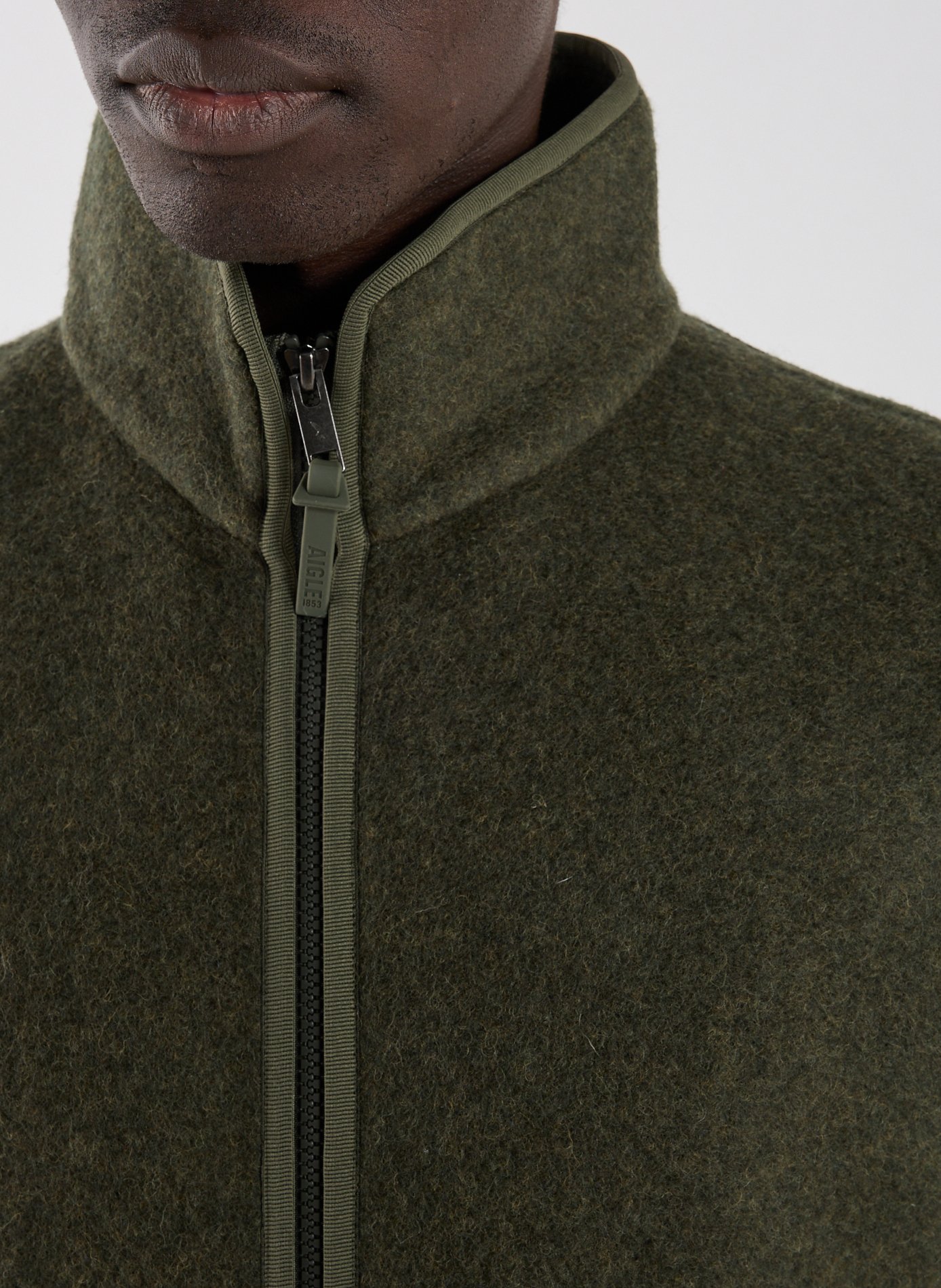 Doudoune sans manches à col montant AIGLE Kaki