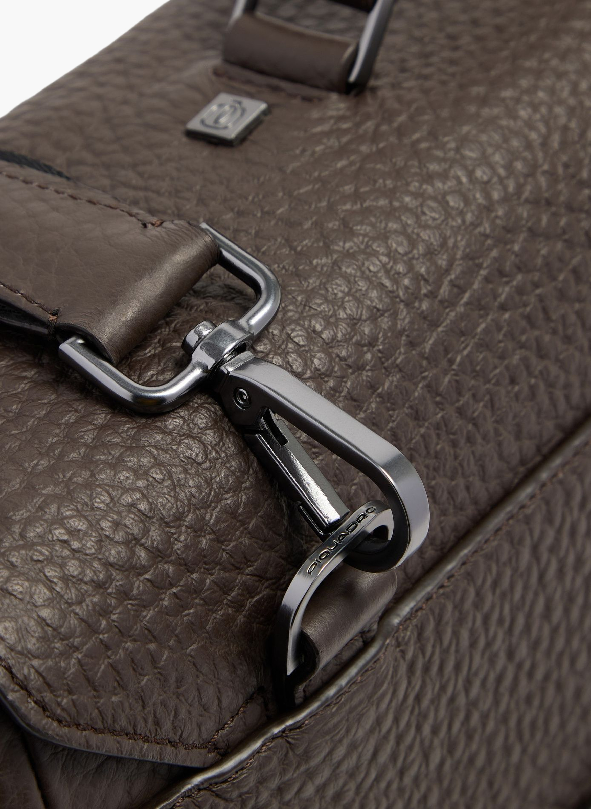 Sac pour ordinateur 15,6", personnalisable PIQUADRO Marron
