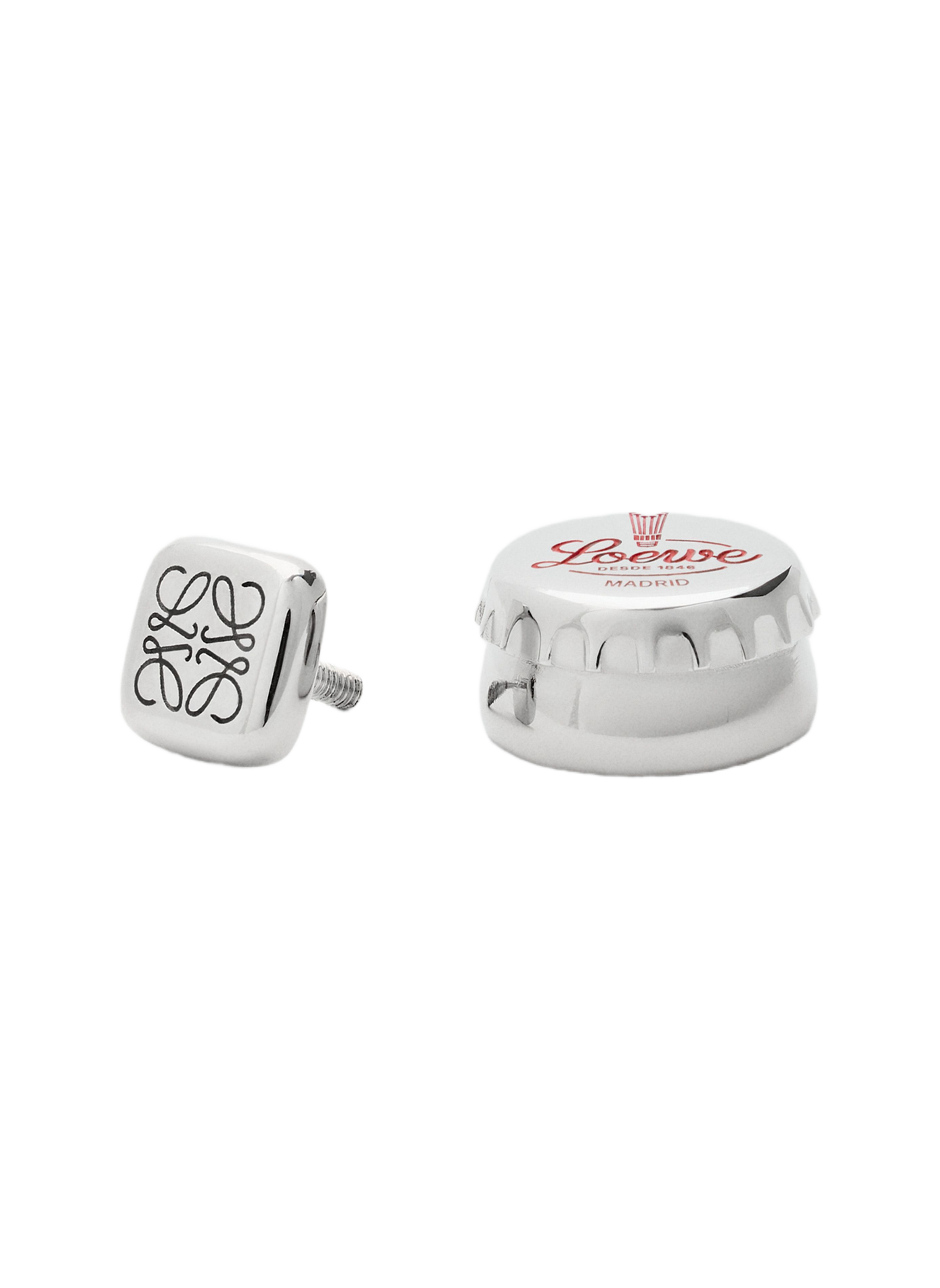 Bottle cap brooch LOEWE Silver