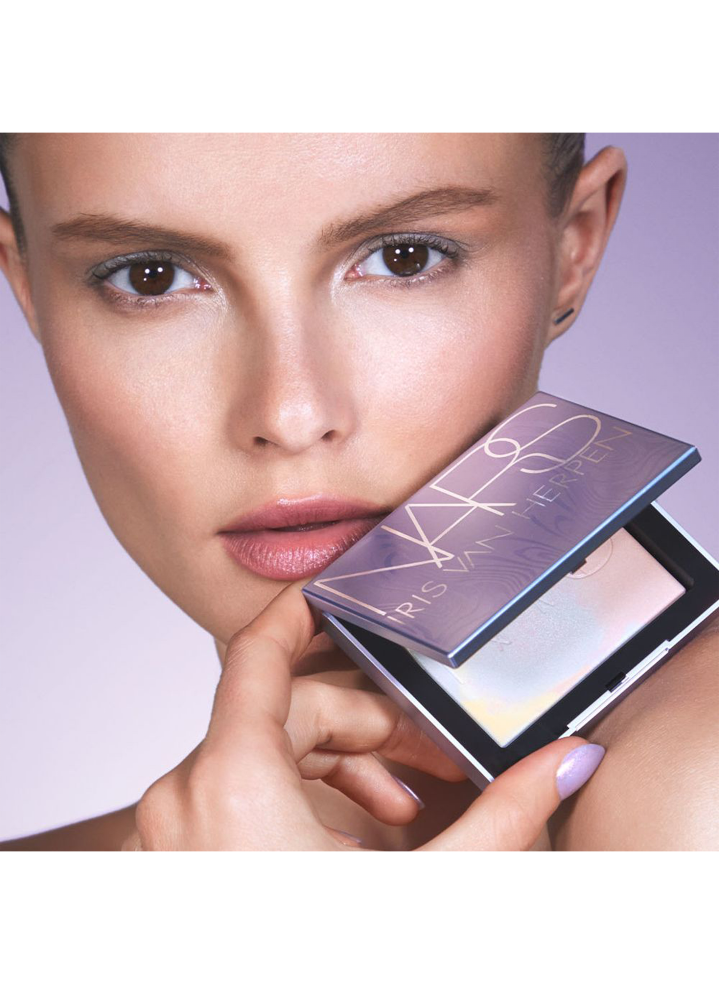 Light Reflecting™ Prismatic Powder - Compact Powder NARS Moonwave