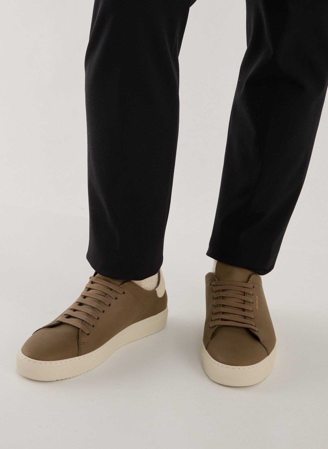 Leather Clean 90 Sneakers AXEL ARIGATO Beige