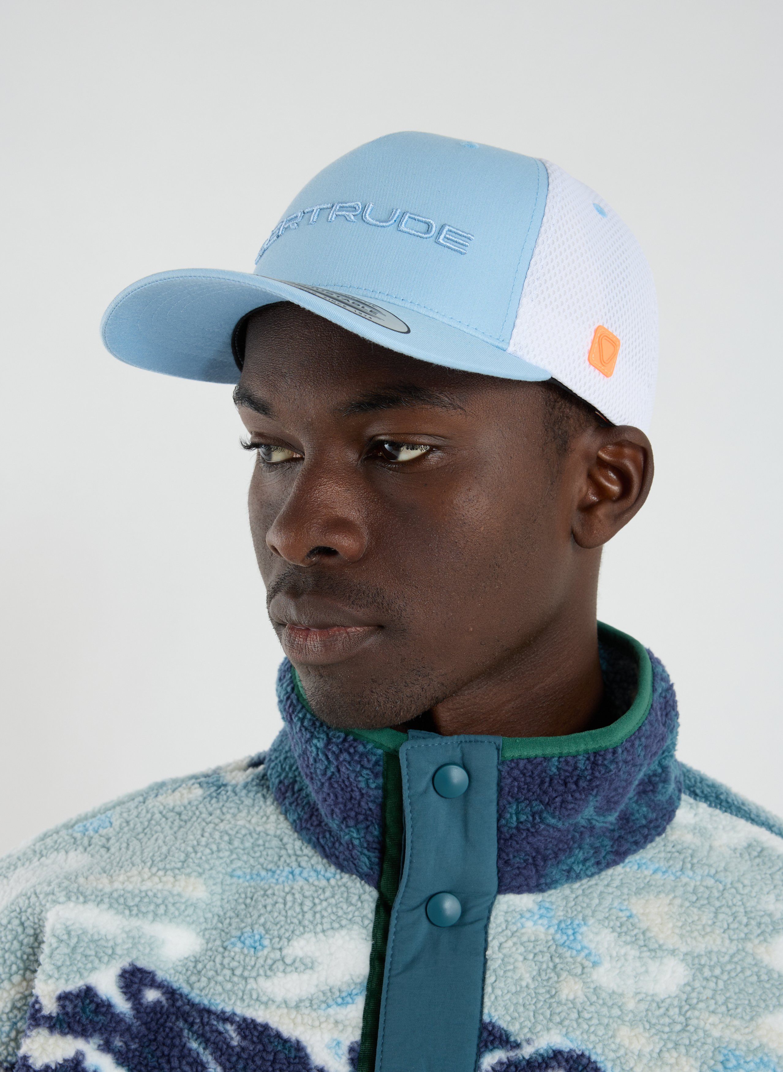 Benja mesh knit cap GERTRUDE ET GASTON Blue