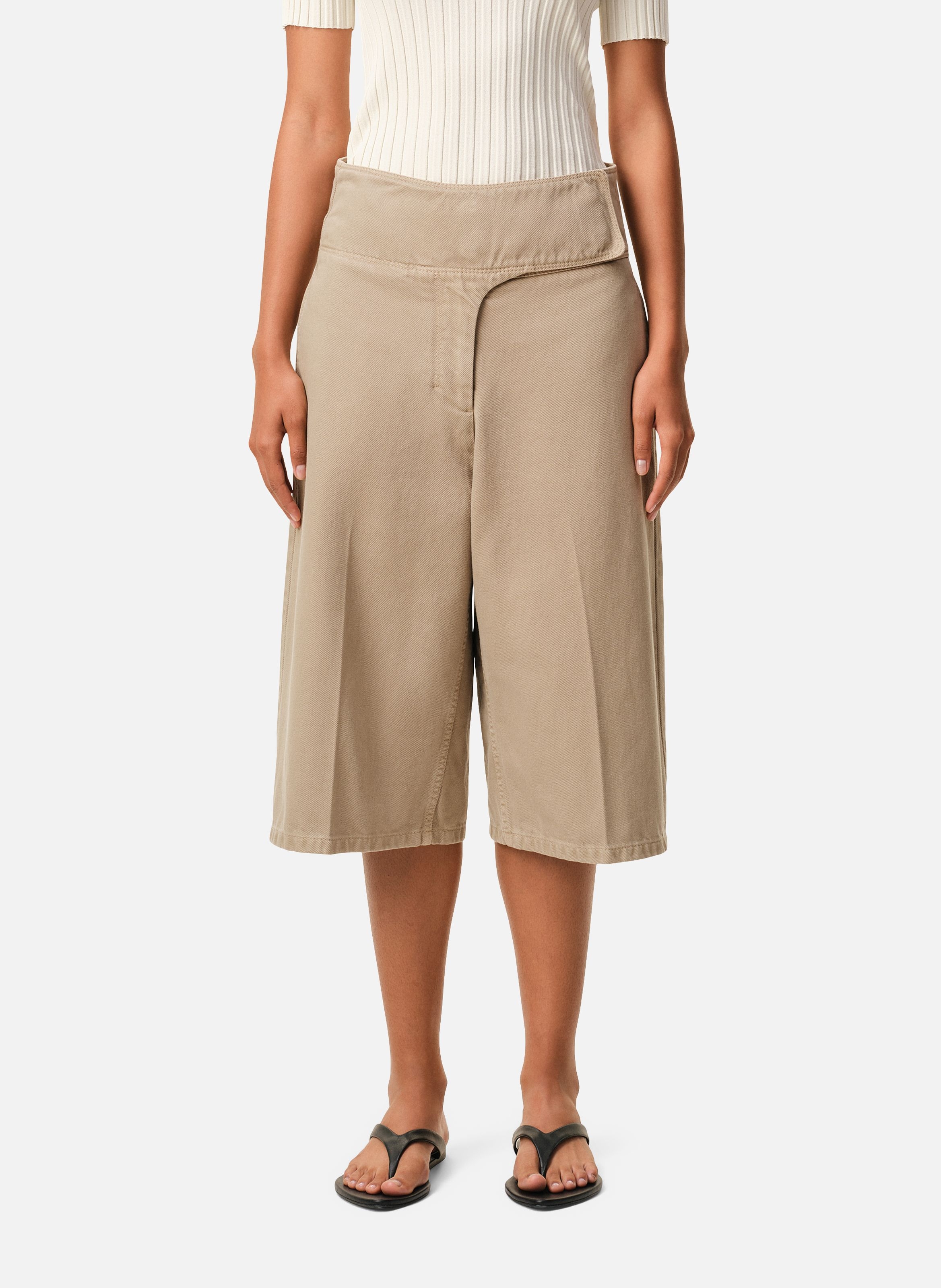 Bermuda à ceinture portefeuille en coton BeigeAMI PARIS