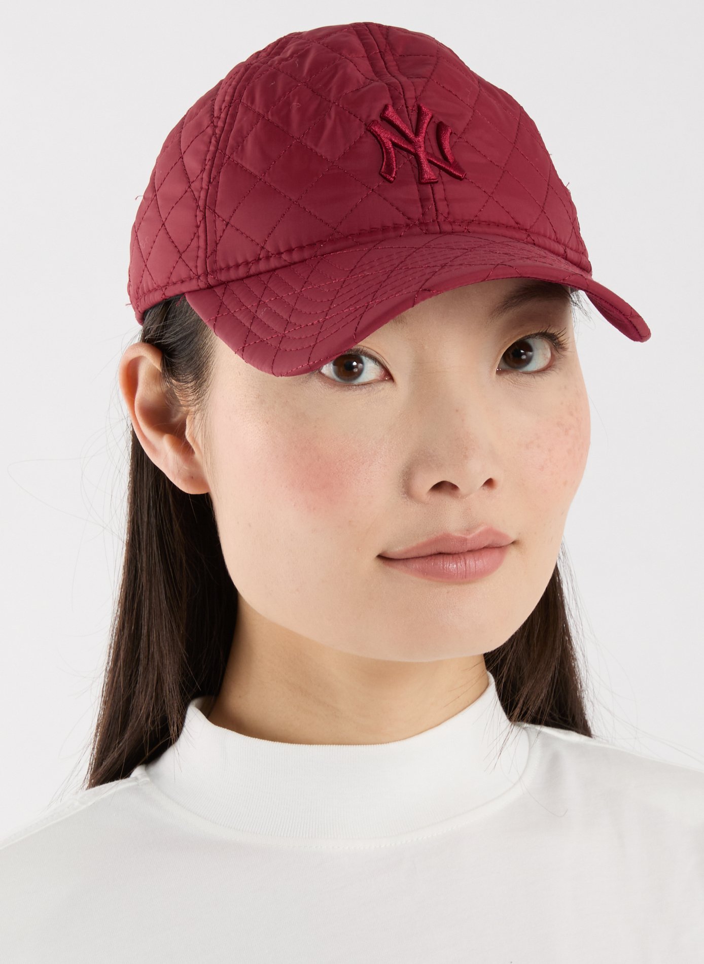 Casquette matelassée à visière incurvée NEW ERA Rouge