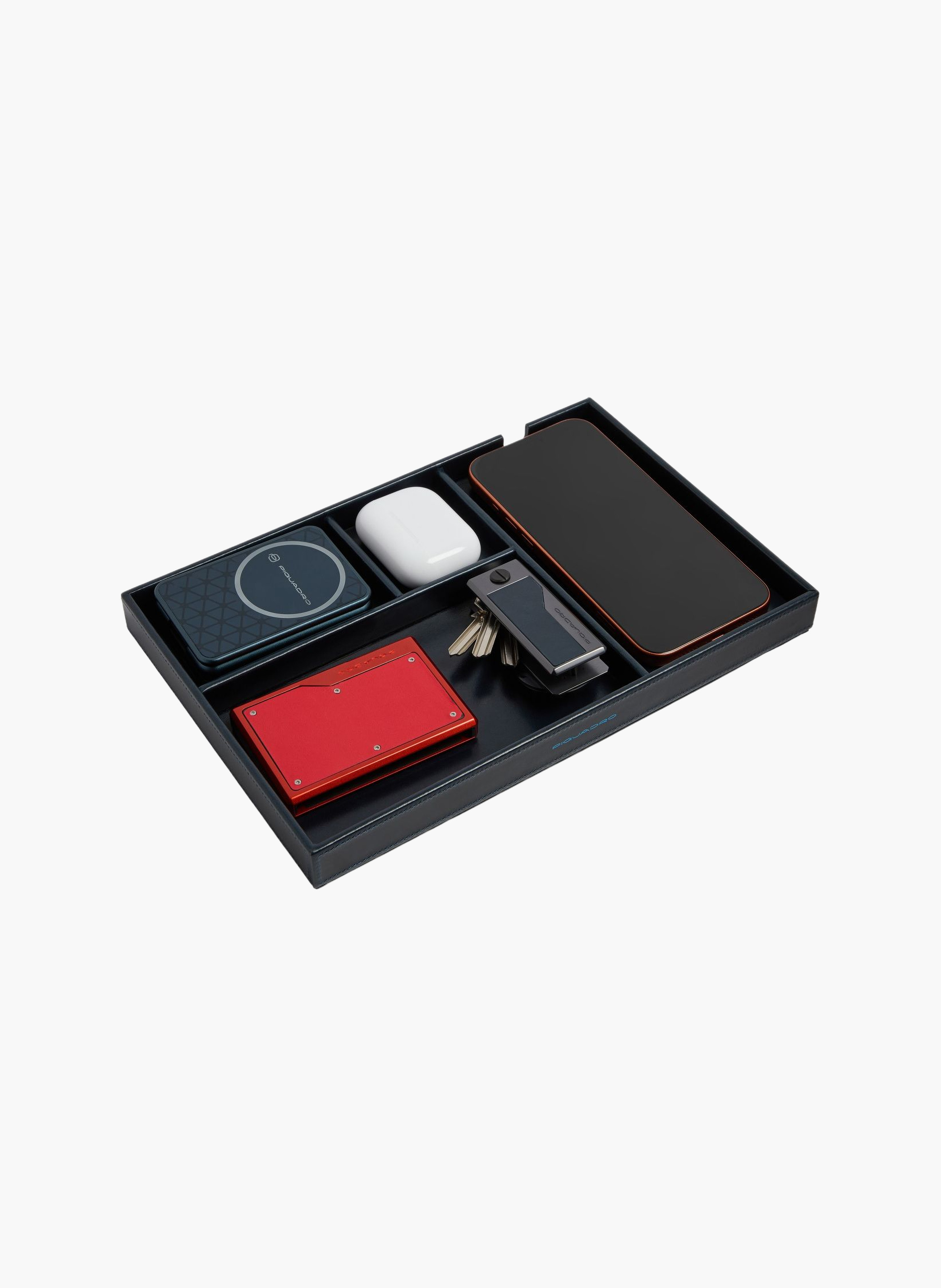 Leather valet tray with two wireless charging pads PIQUADRO Blue
