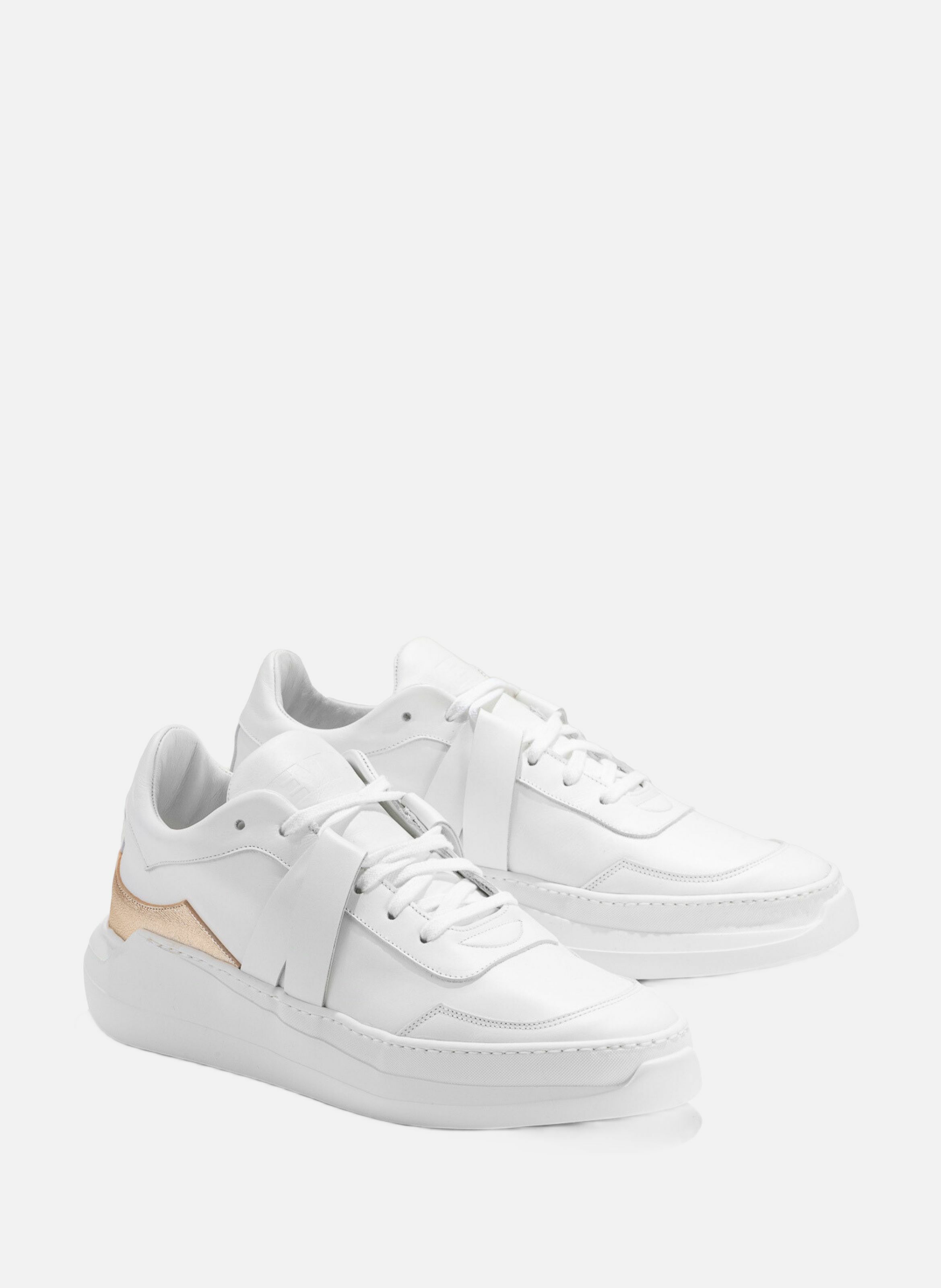G1 : or polaire - sneakers en cuir lisse blanc et empiècement en cuir métallisé doré EVI Blanc