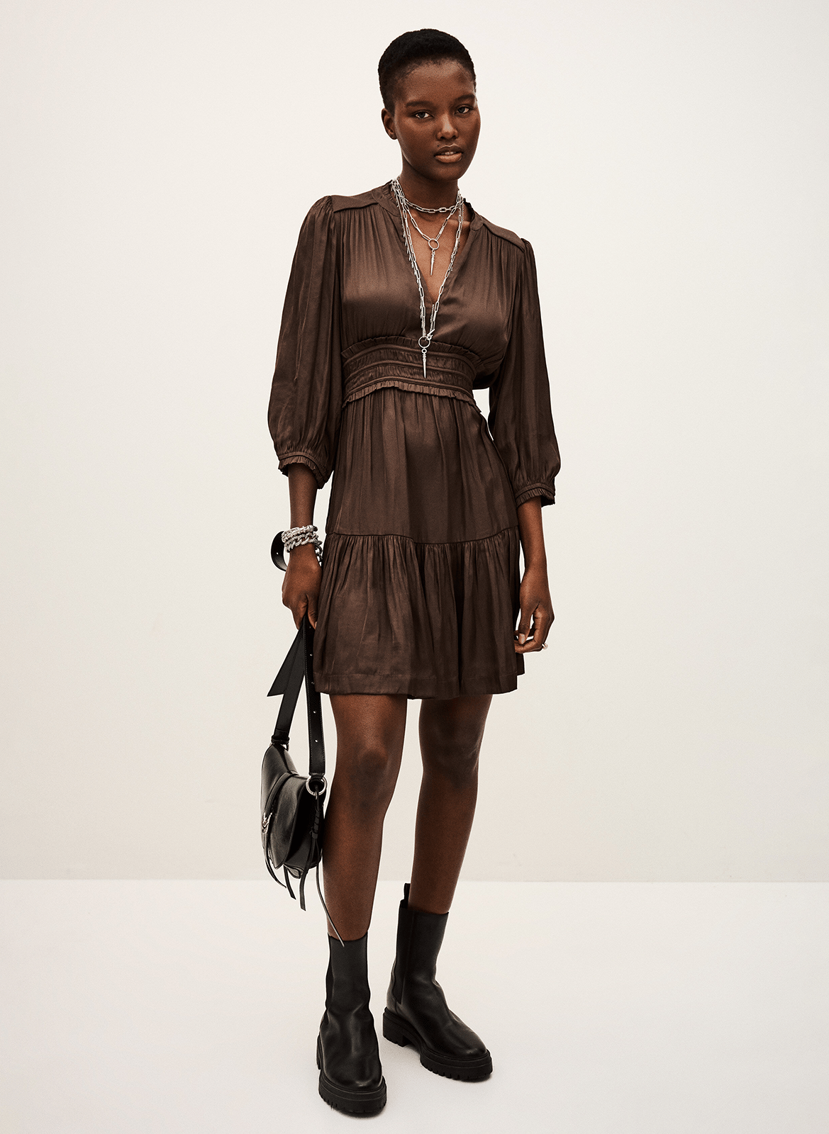 Robe courte froncée col tunisien en satin cyrilia BA&SH Marron