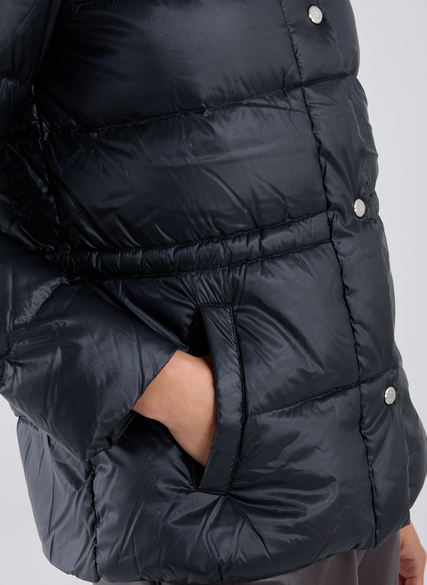 Doudoune corte à col montant matelassée LAUREN Noir