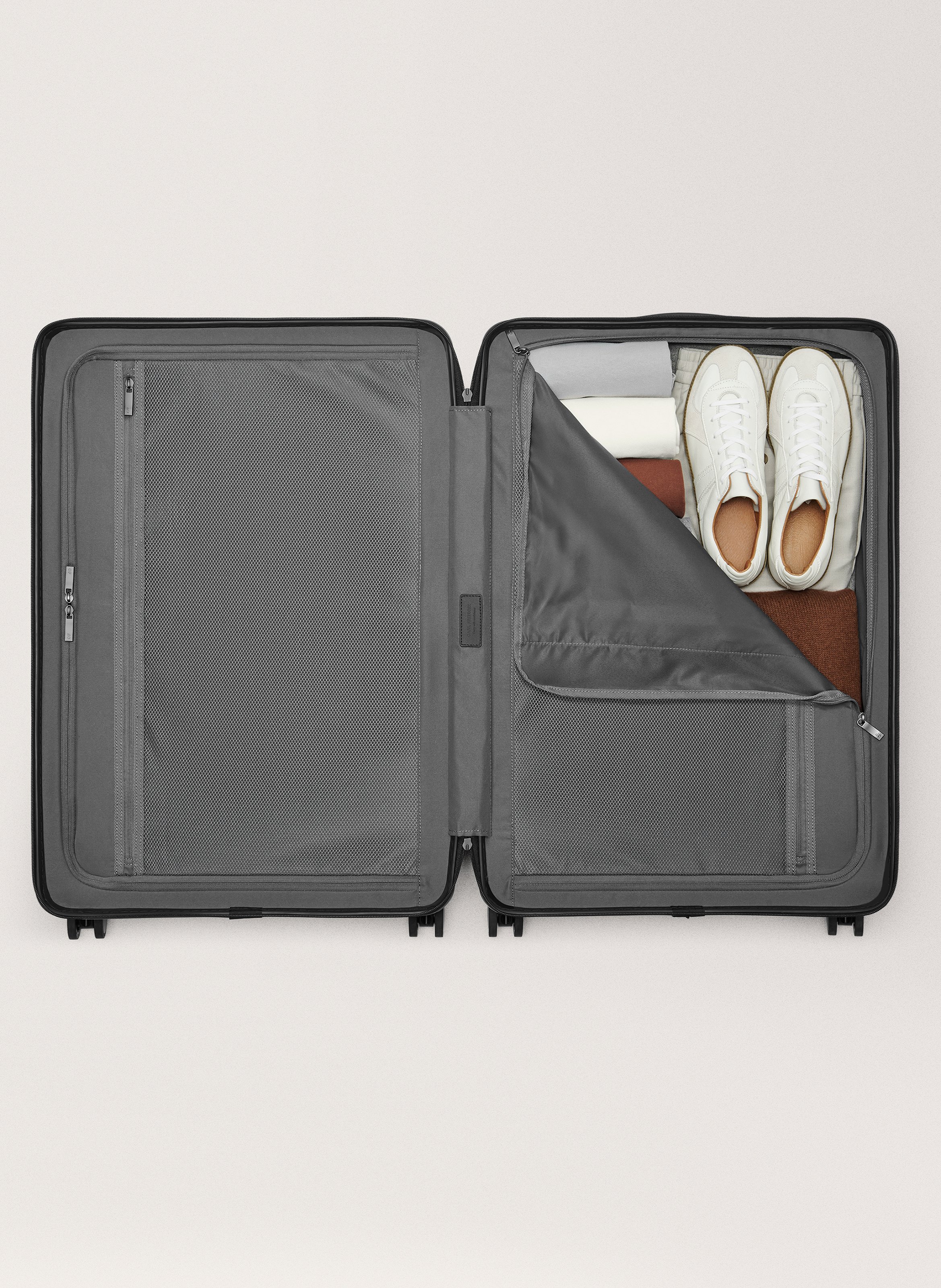 Valise 'the large check-in' en polycarbonate à fermeture zippée CARL FRIEDRIK Noir