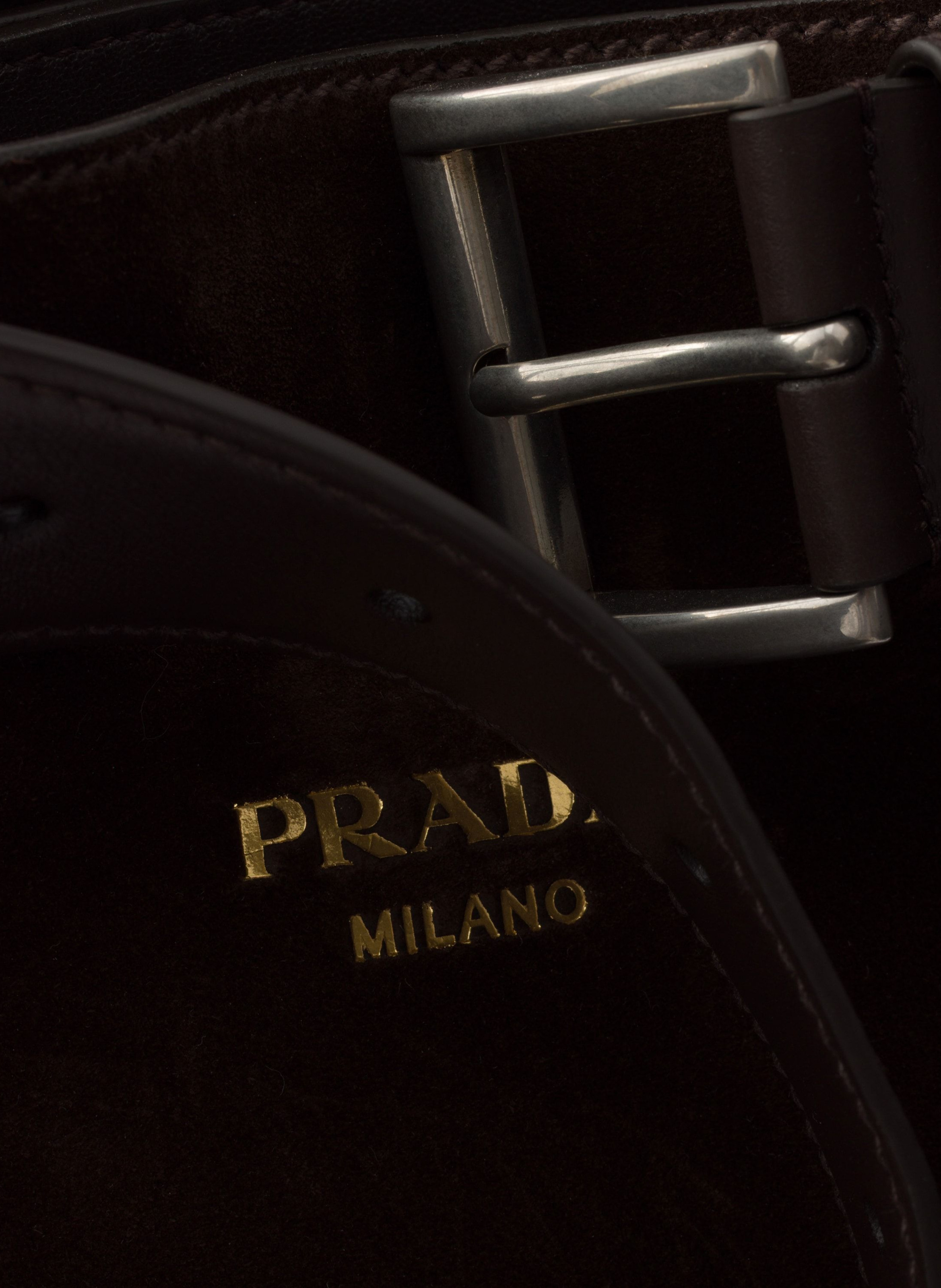 Sac prada buckle en suède avec ceinture PRADA Marron