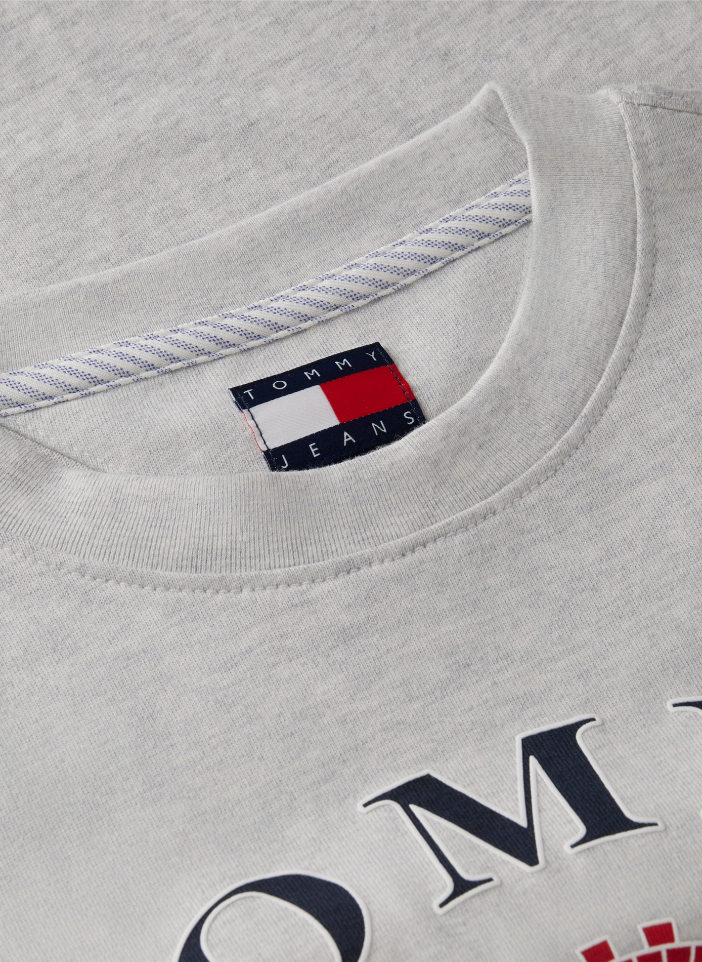Bedrucktes gerades Baumwoll-T-Shirt TOMMY HILFIGER Grau