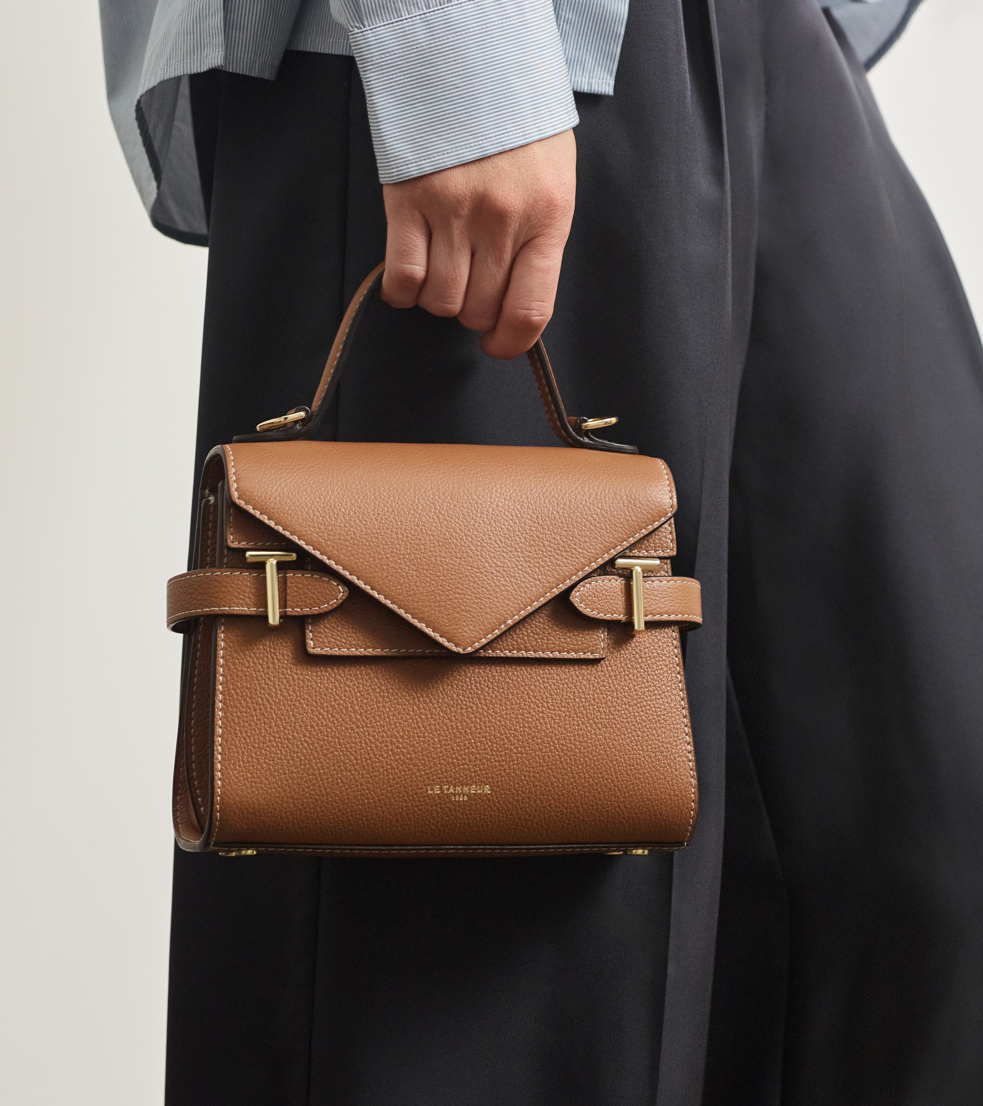 Petit sac à main double rabat emilie en cuir grainé | Marron LE TANNEUR Femme