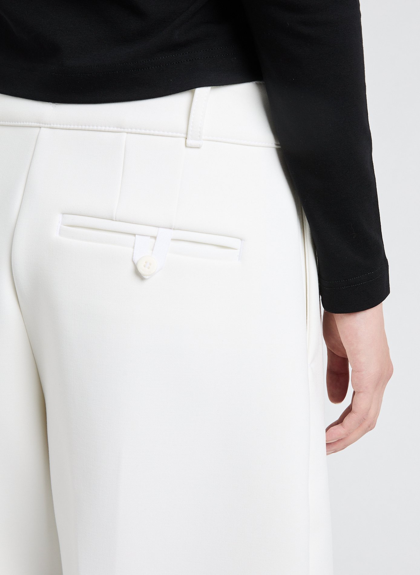 Le pantalon Ovalo JACQUEMUS Blanc