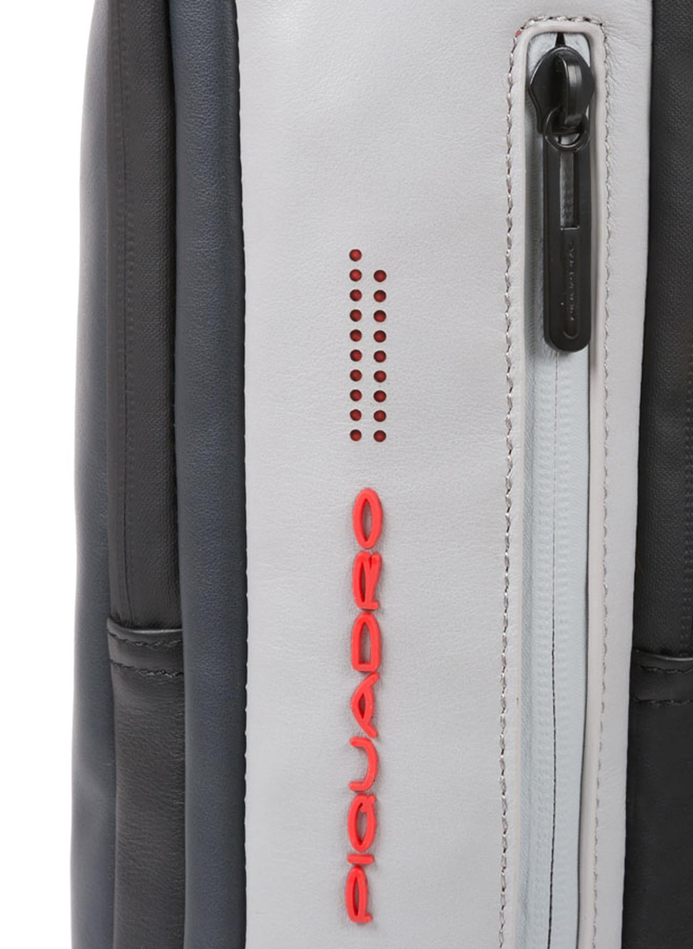 Sac à dos d' ordinateur 15,6" PIQUADRO Gris