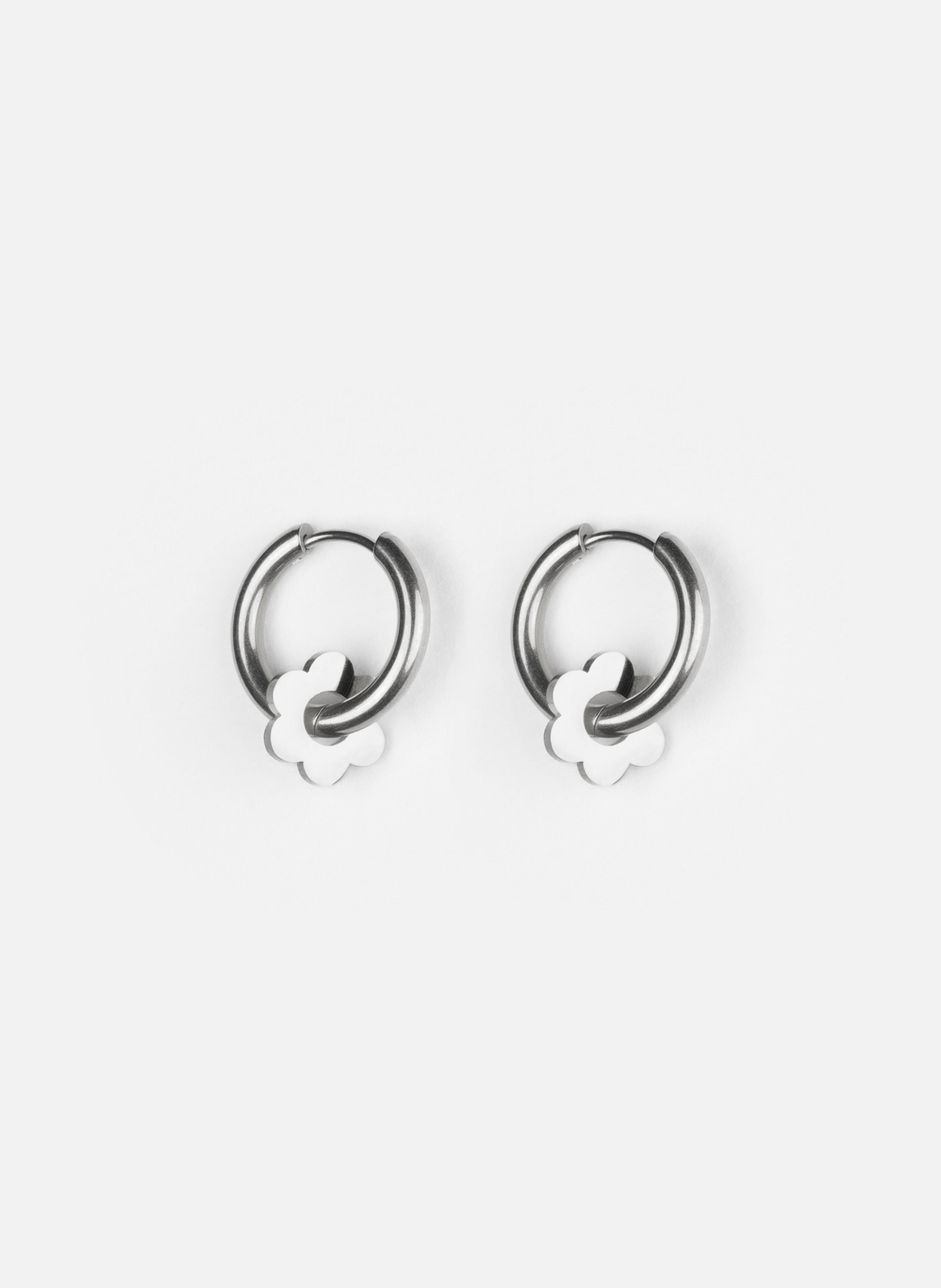Boucles d'oreille fleurette en acier inoxydable KURAGE GINZA Argent