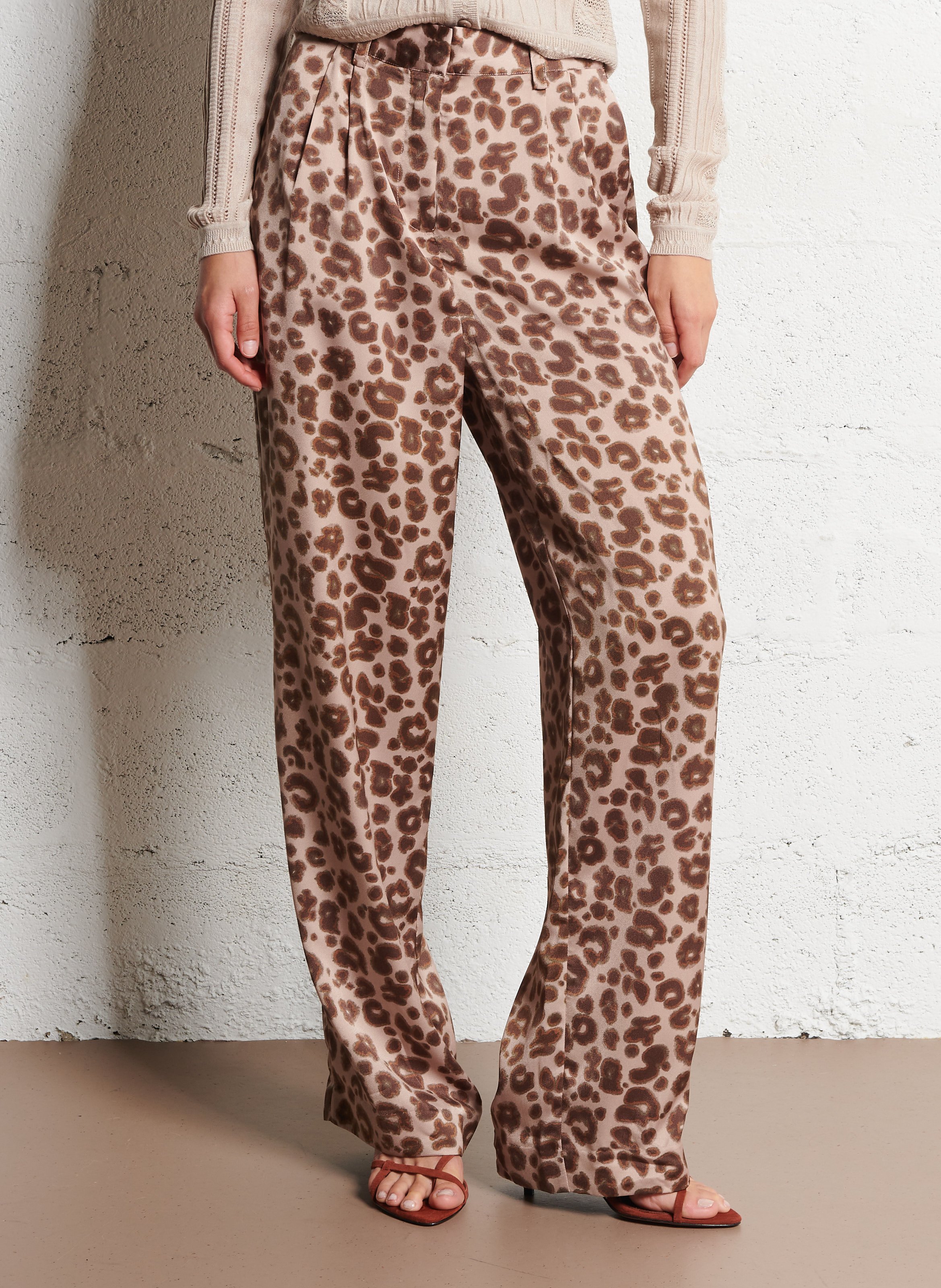 Pantalon large satiné à motif léopard bloy BA&SH Beige