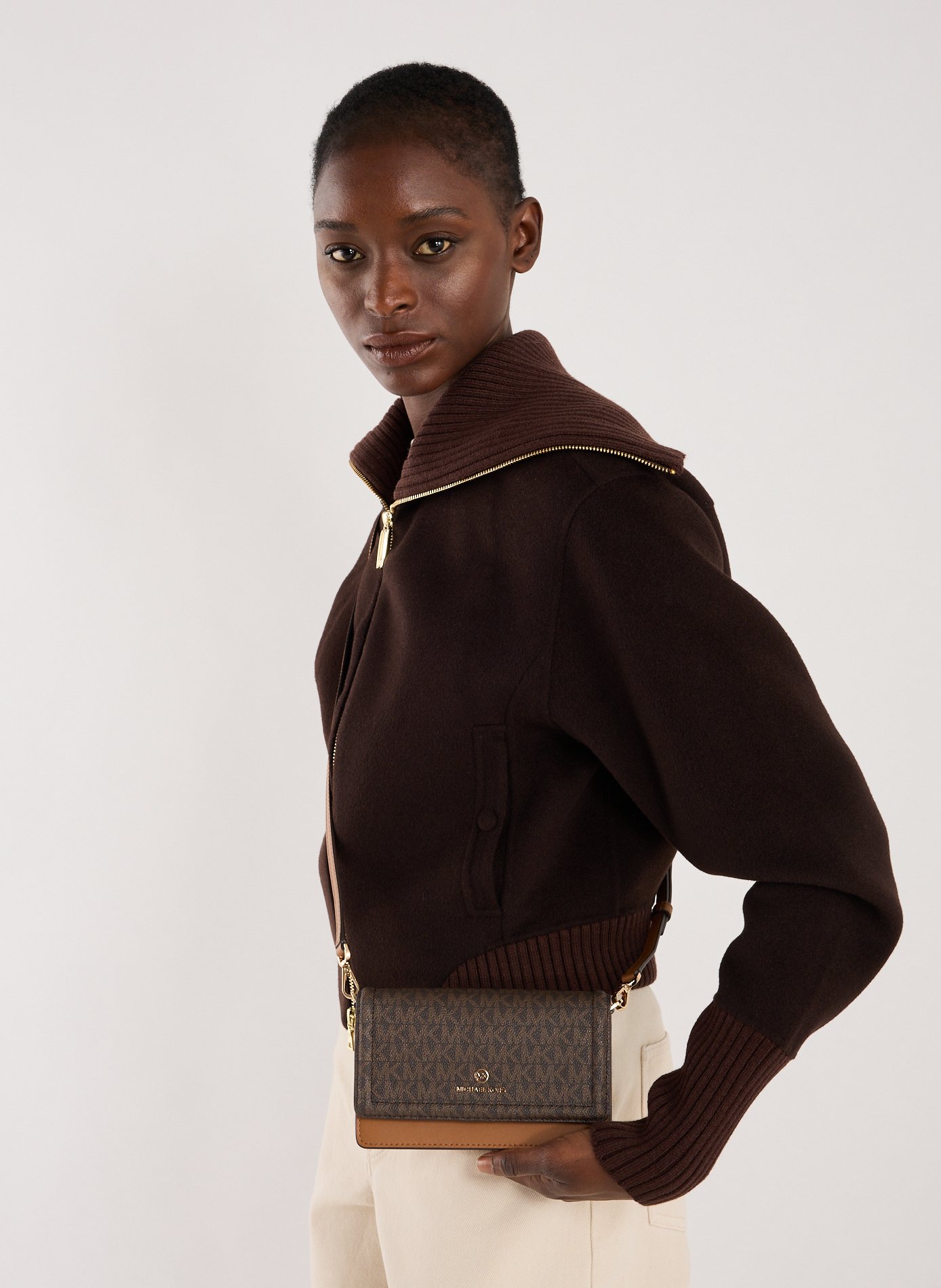 Sac à bandoulière Jet set charm  MICHAEL KORS Marron