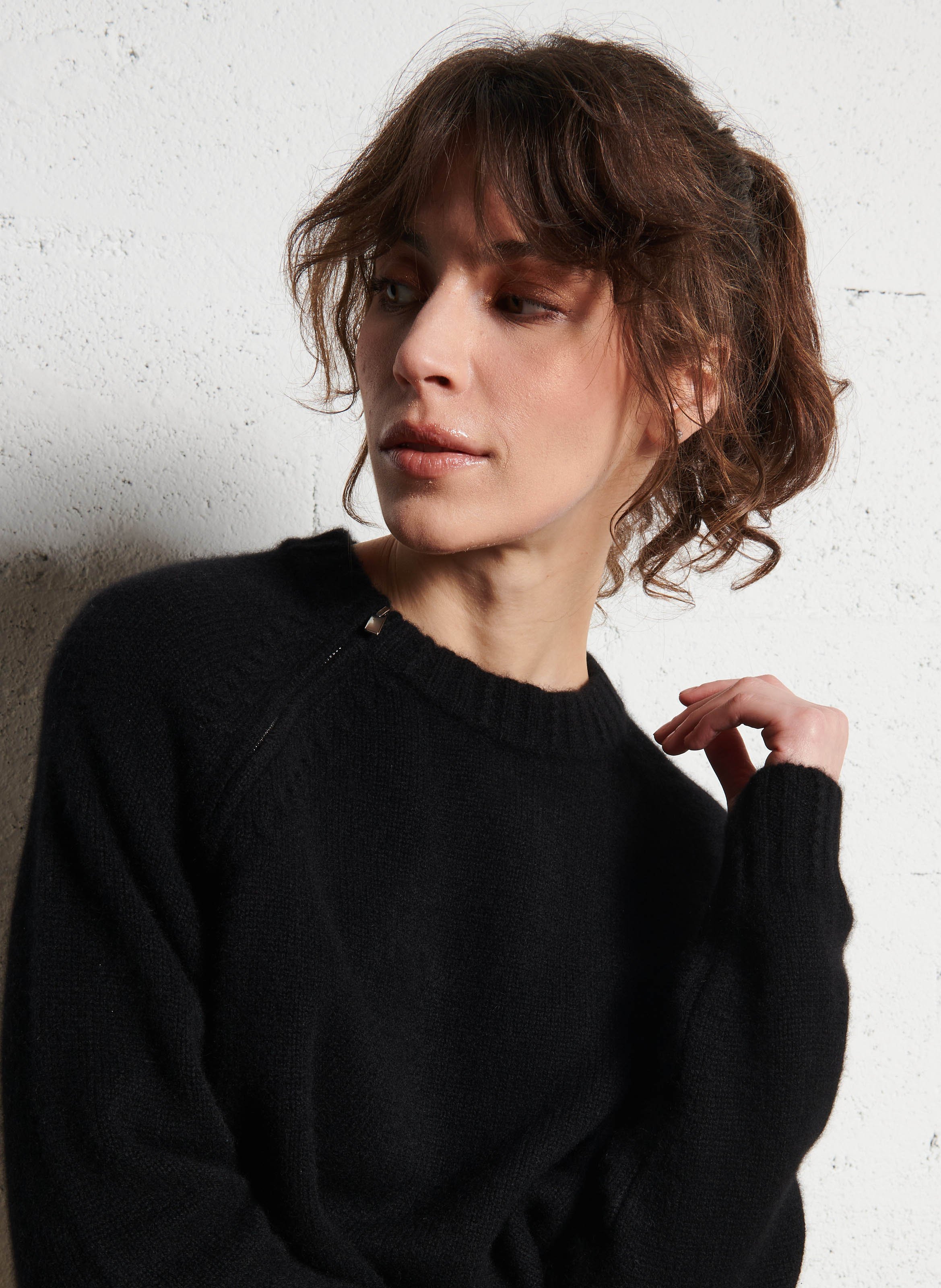 Pull court col rond en cachemire corvy BA&SH Noir