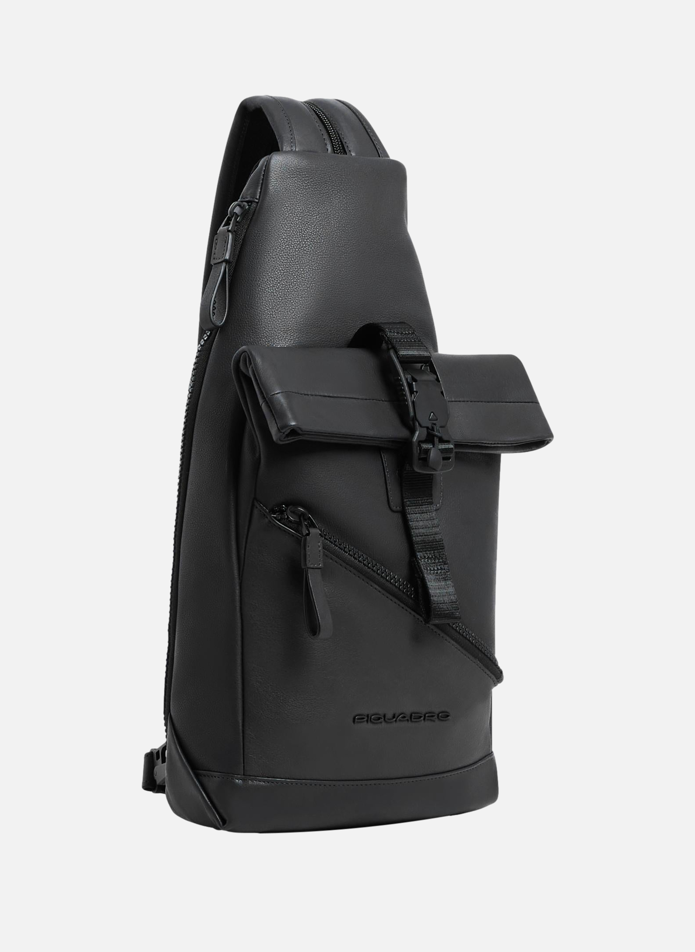 Convertible to backpack sling bag PIQUADRO Black