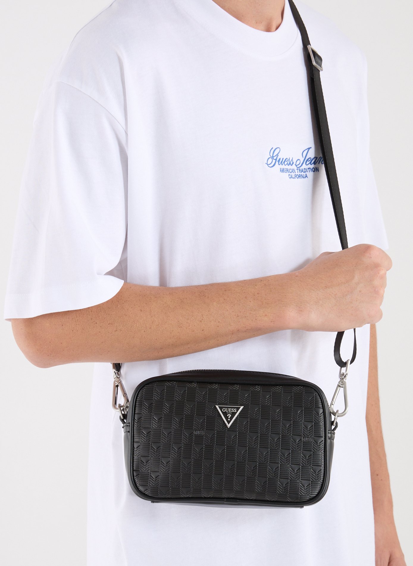 Textured shoulder bag GUESS Black