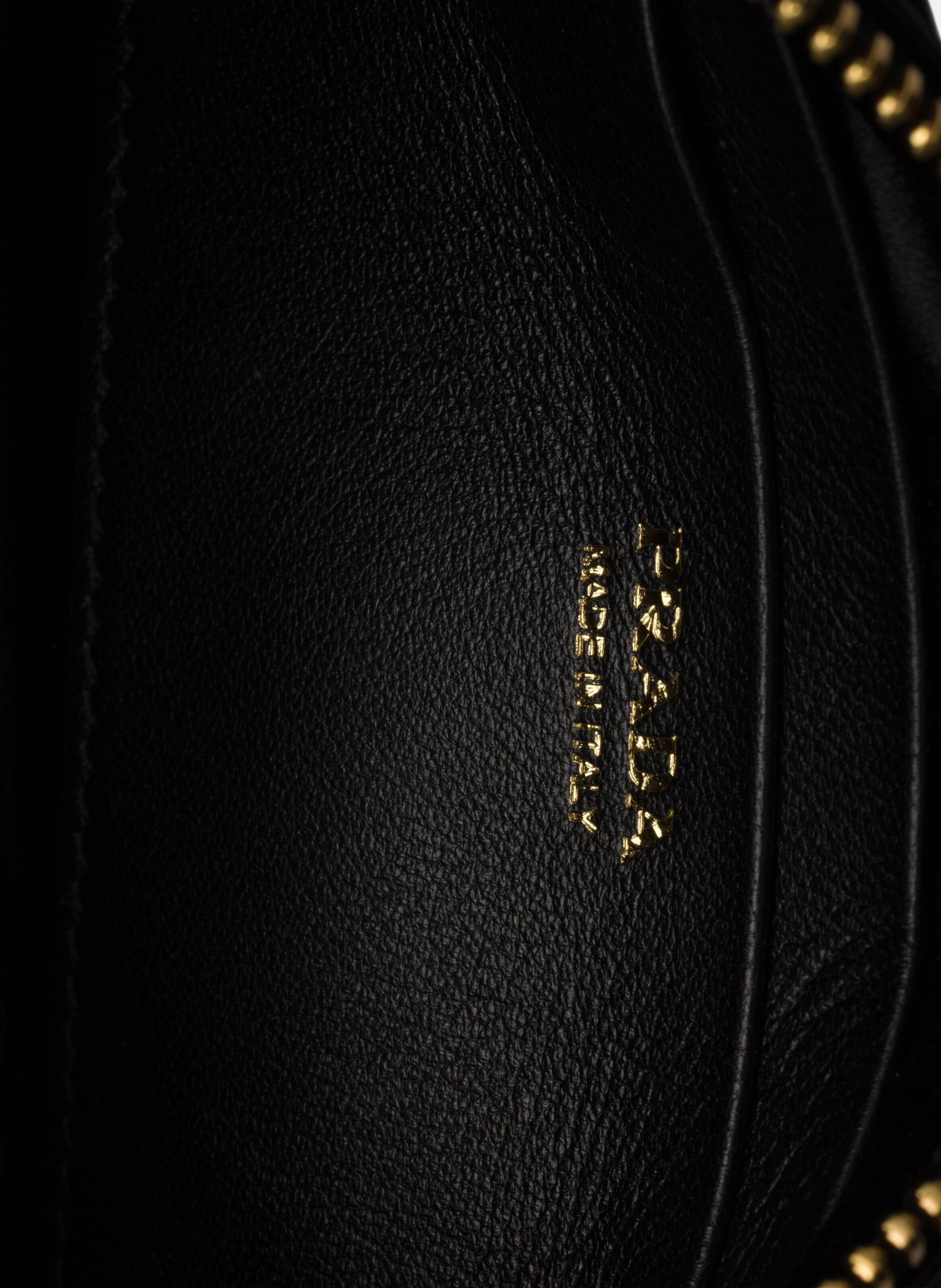 Pochette en cuir nappa avec fermeture à glissière PRADA Noir