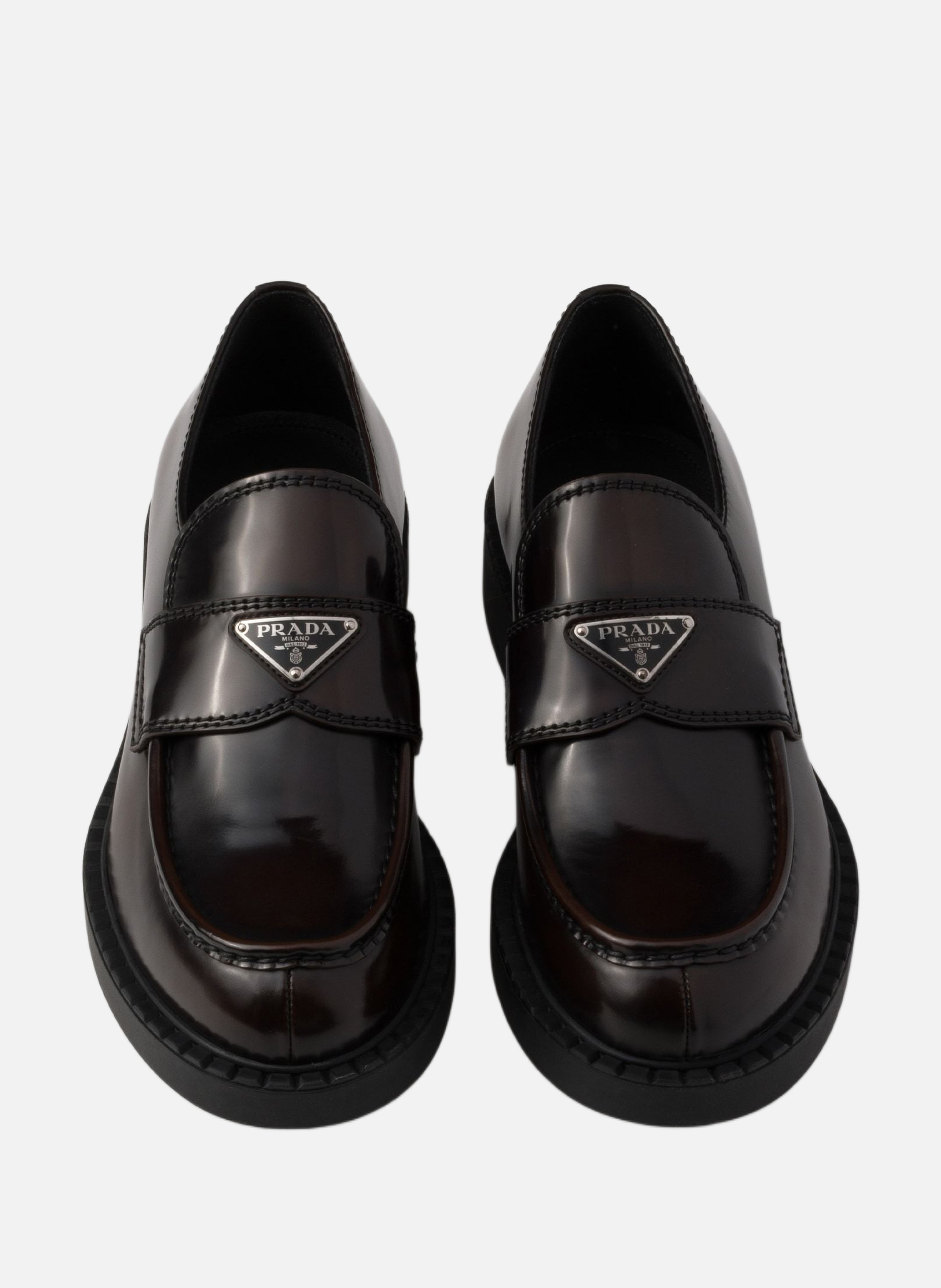 Mocassins chocolate en cuir brossé PRADA Marron