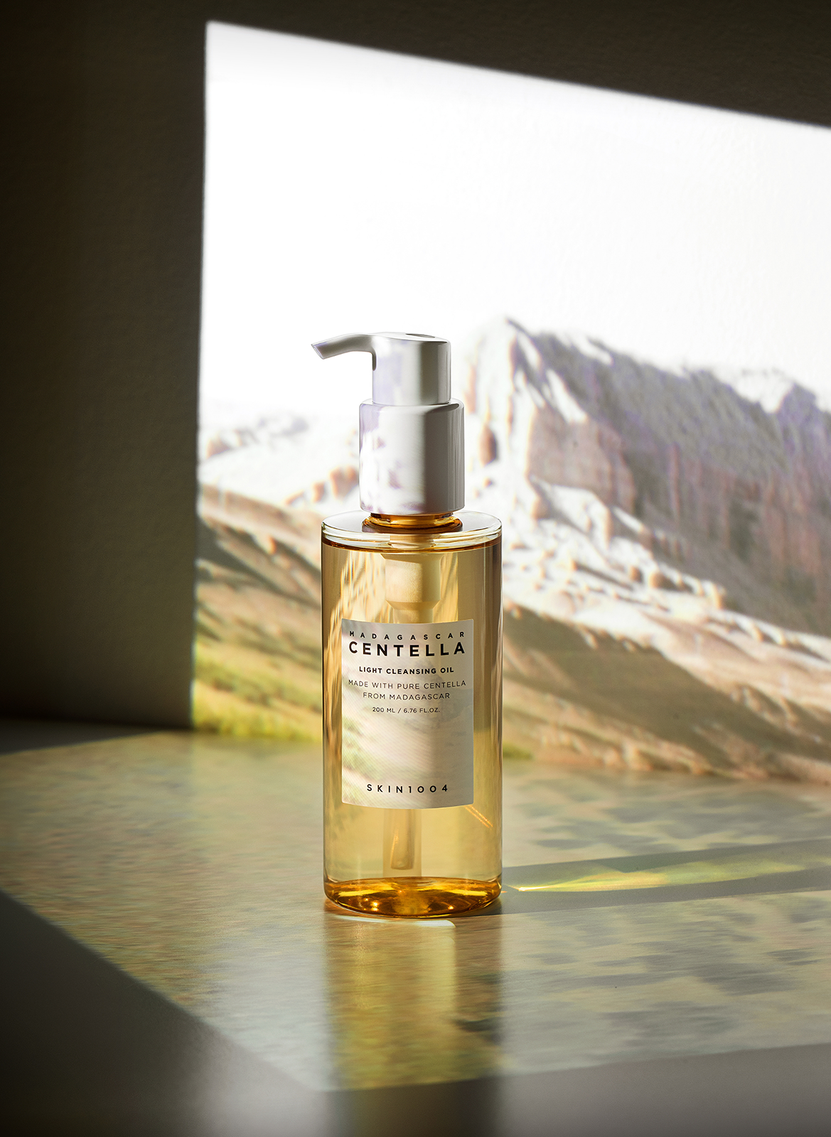 Huile légère démaquillante à la centella asiatica SKIN1004 No color