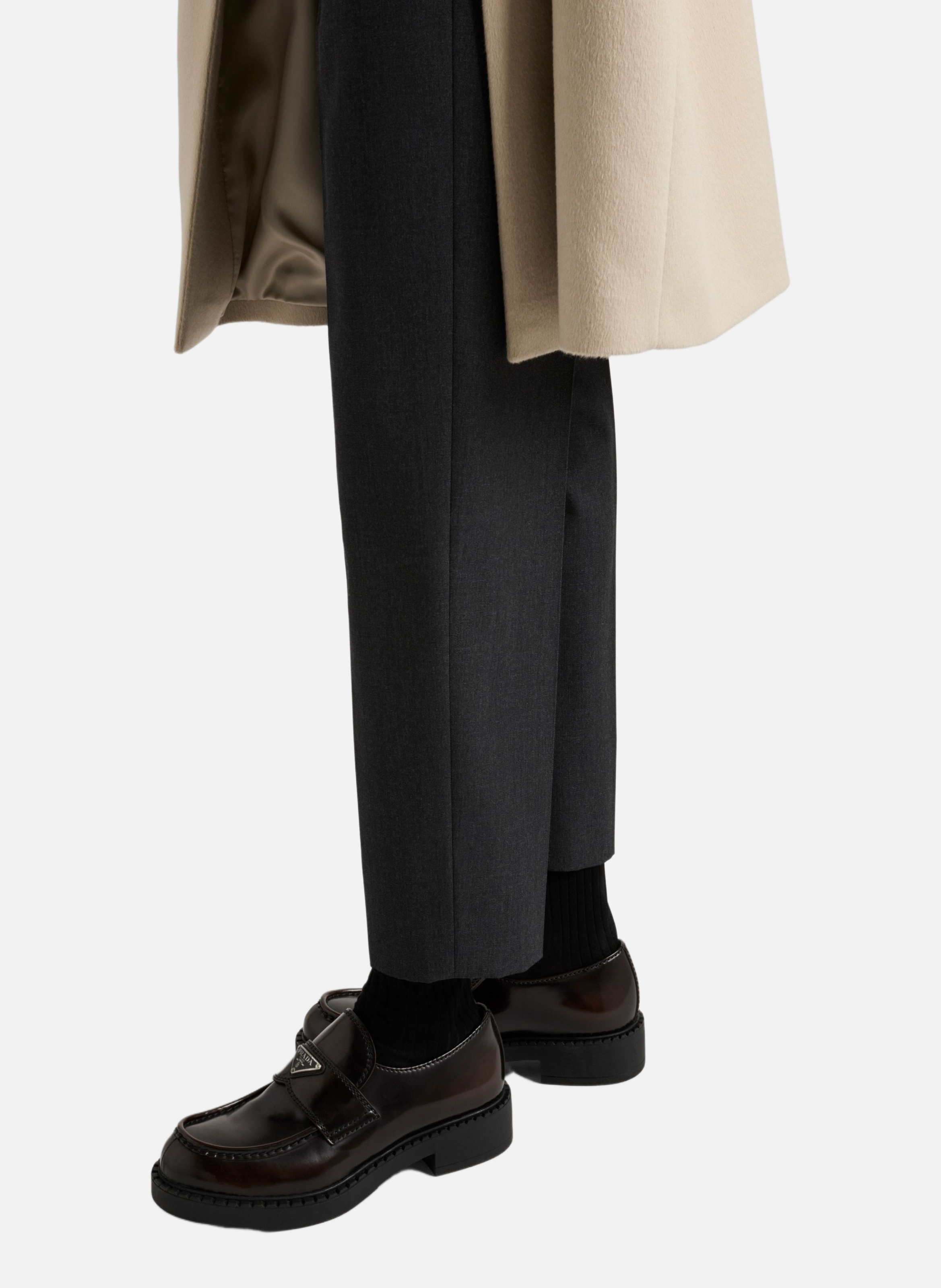 Mocassins chocolate en cuir brossé PRADA Marron