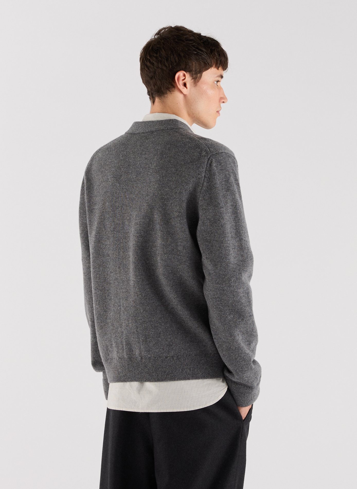 Cardigan Gardy col V en laine Gris