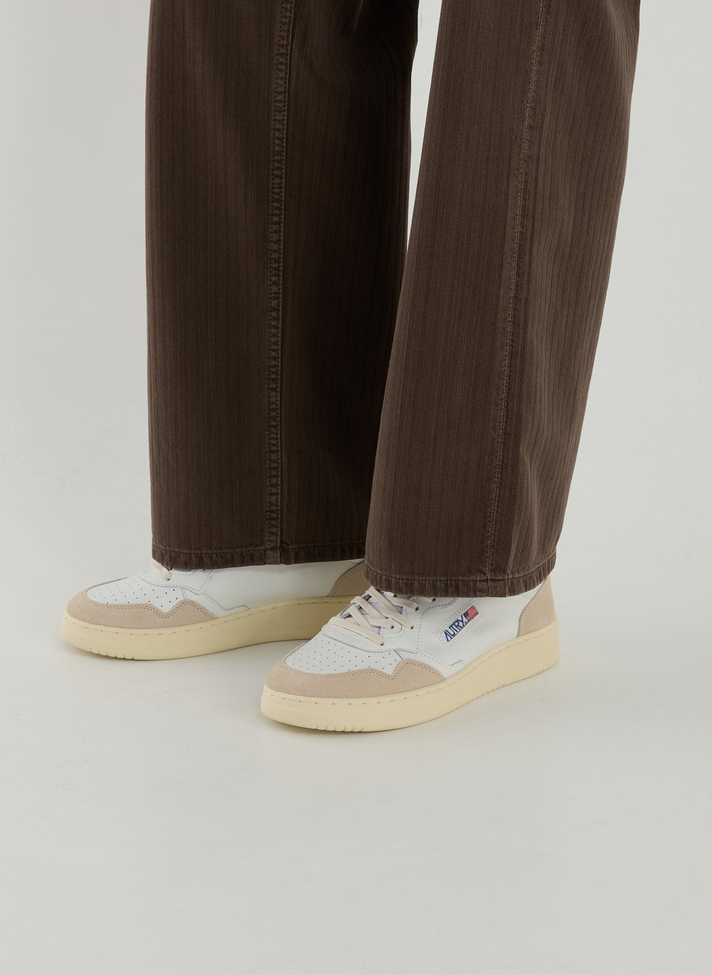 Mixed leather bi-material sneakers AUTRY White