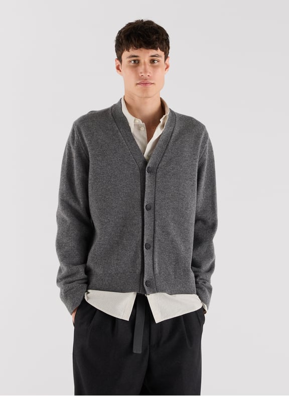 V-neck wool cardigan Grey by SAISON 1865 SAISON 1865 V-neck wool cardigan Grey