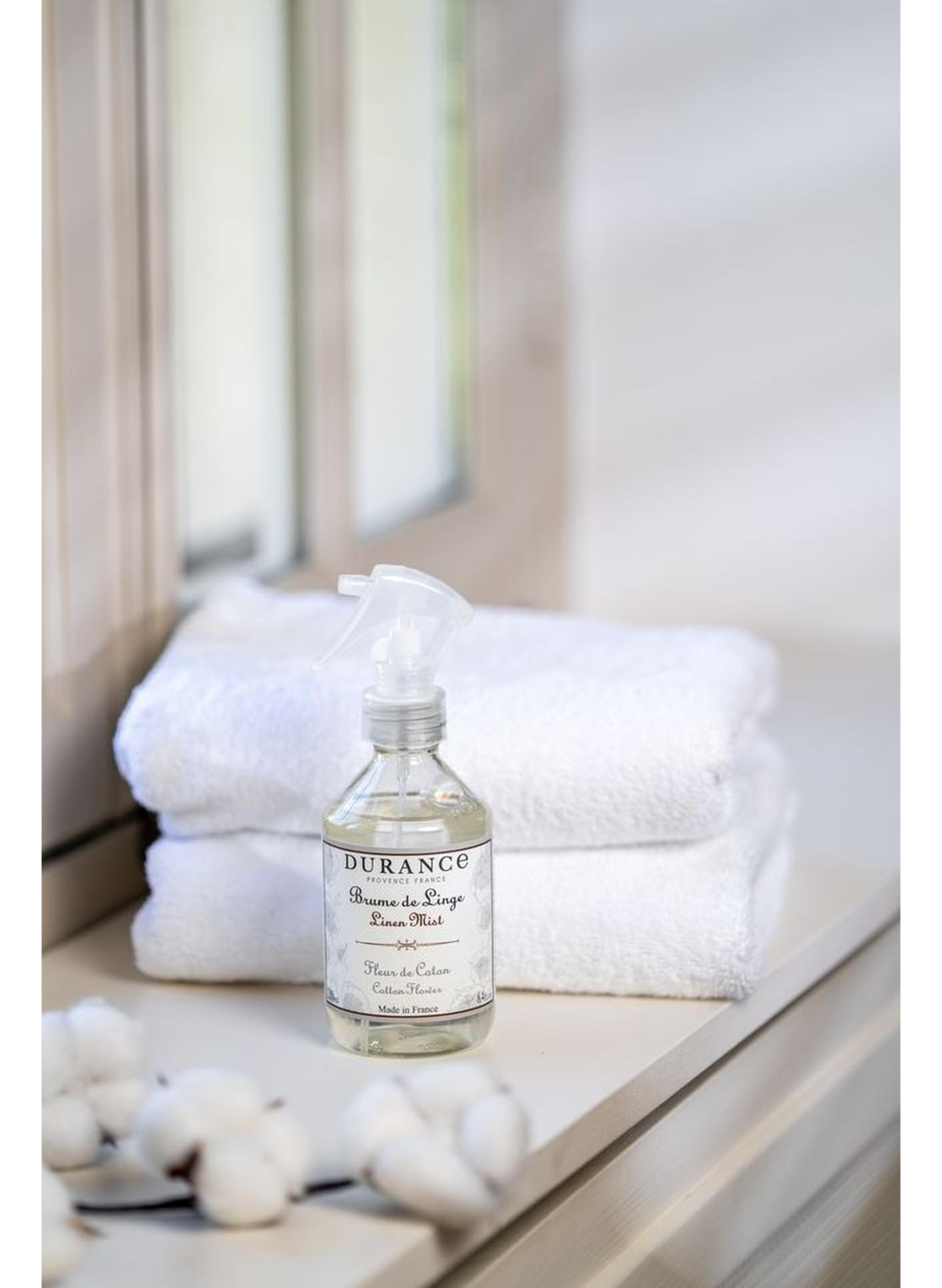 Cotton Flower Linen Mist 250ml DURANCE White
