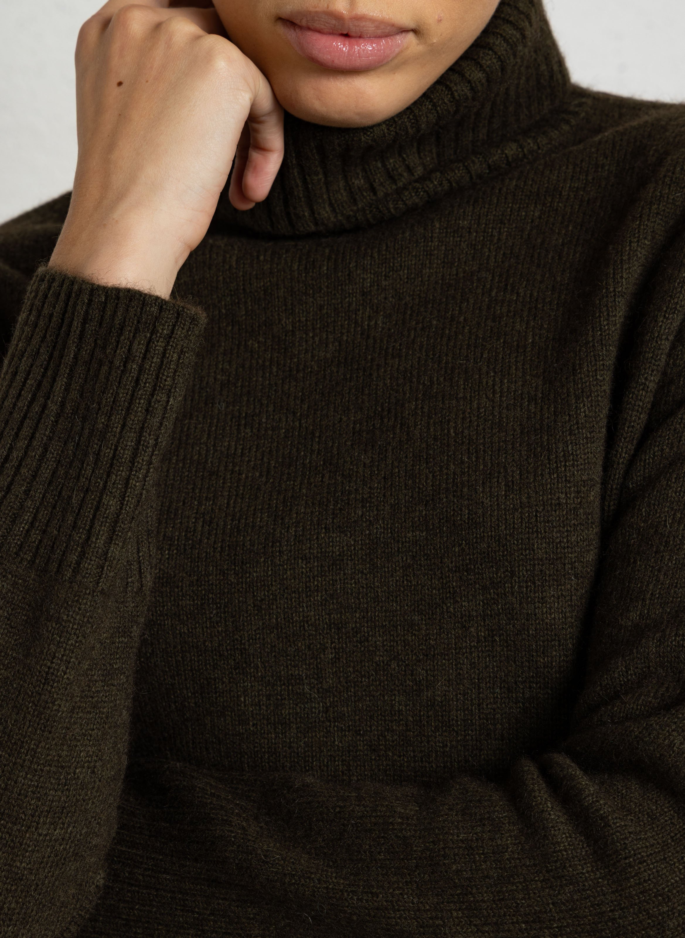 Pull col roulé droit en laine arnold MAISON 123 Kaki