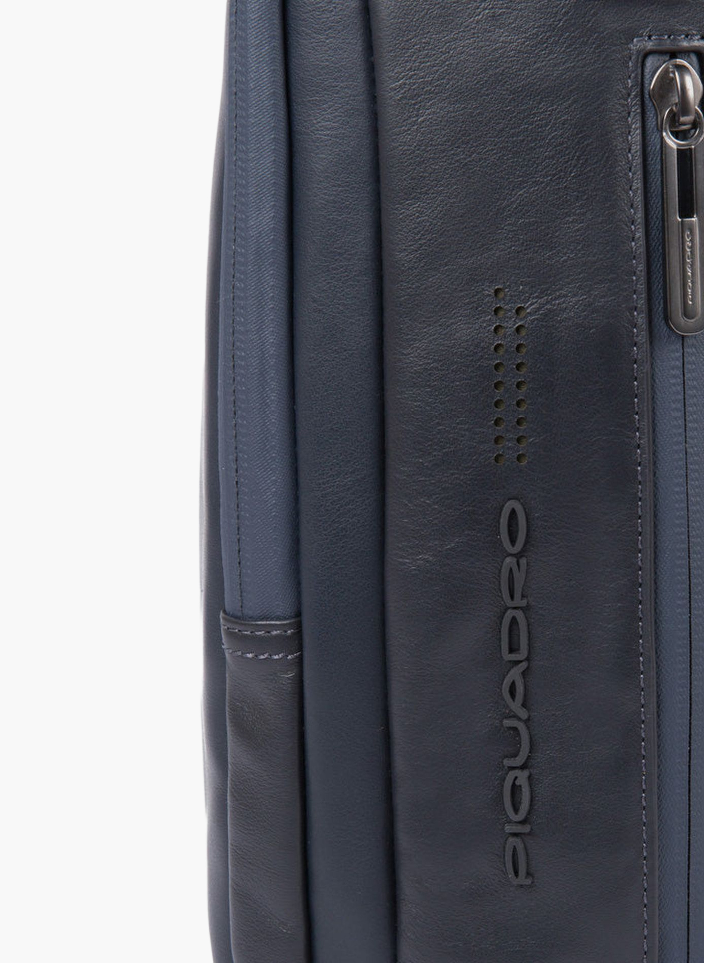 Sac à dos d' ordinateur 15,6" PIQUADRO Noir